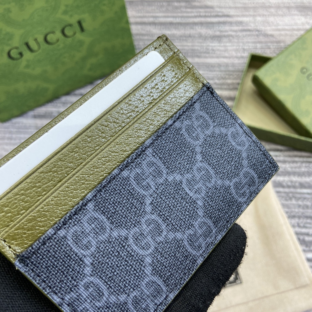 gucci の 財布Ｎ級品 コード768248 存在感がある 薄型 軽量 カードケース 青い花柄 グリーン_8