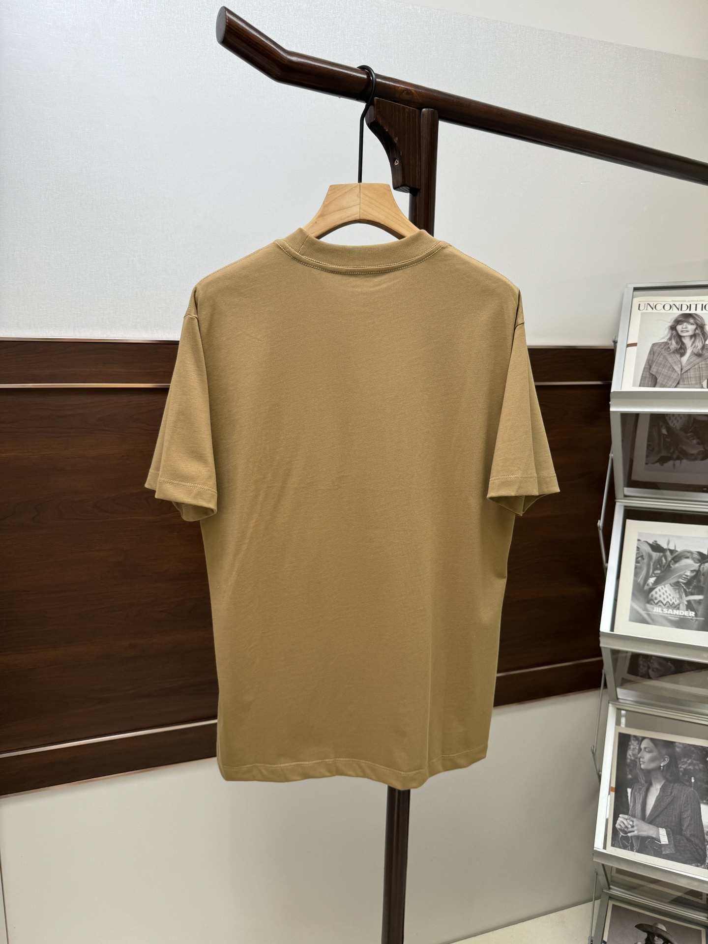 burberry t シャツ 新作偽物 純綿 プリント ゆったりトップス 短袖 高品質 イエロー_2