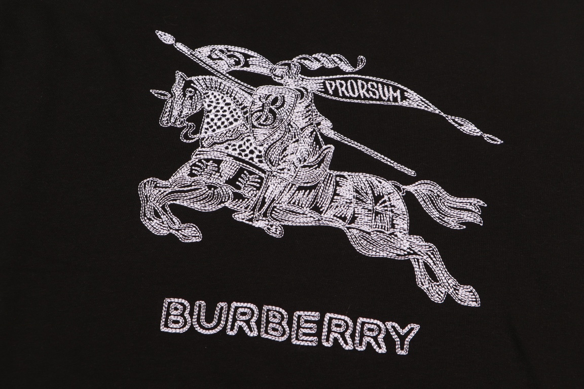 個性的 burberry ブラック レーベル t シャツコピー 純綿 ロゴプリントトップス 短袖 男女兼用 ブラック_4