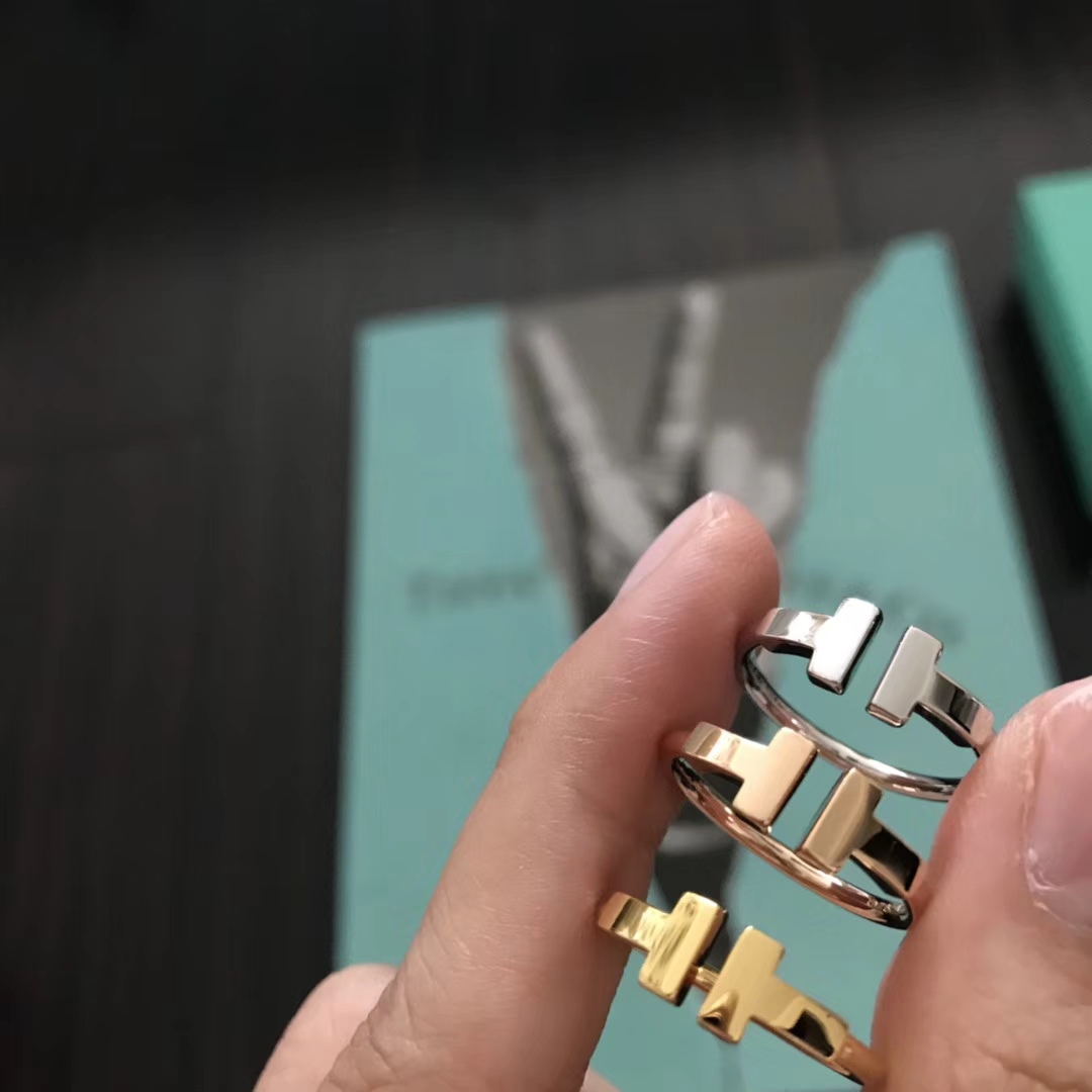 tiffany 指輪偽物 ダイヤモンドなし リング おしゃれ 個性的 開け口 18Kゴールド 3色可選_2