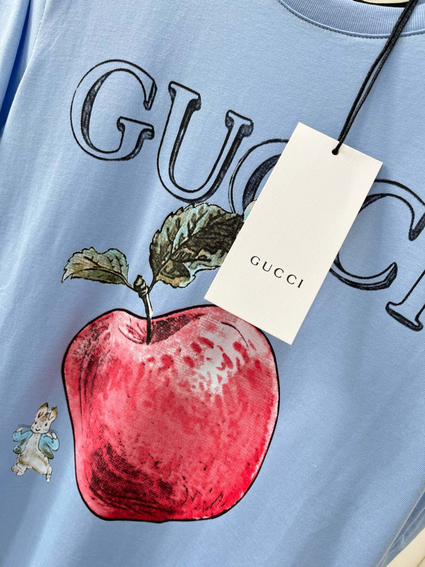 gucci t シャツ ディズニースーパーコピートップス 綿100％ リンゴプリント 半袖 シンプル 人気 柔らかい ブルー_4