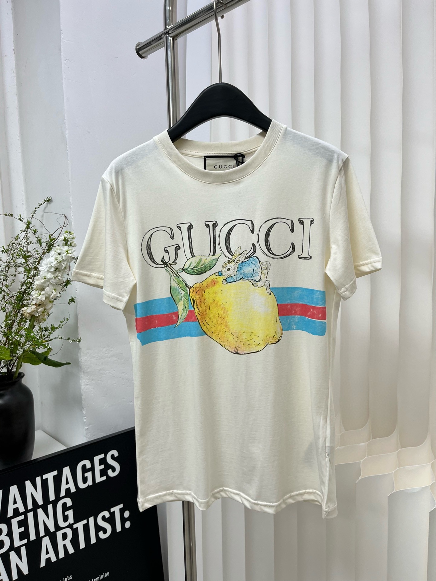 gucci t シャツ ドラえもん偽物 トップス 綿100％ 果物プリント 半袖 シンプル 超人気販売 ホワイト_1