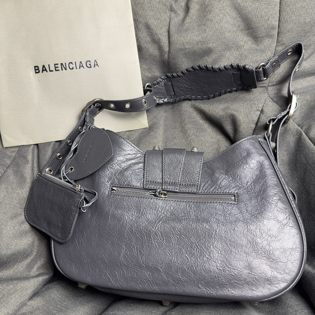 balenciaga トート バッグＮ級品 レザー 半月形 肩掛けバッグ 柔らかい トートバッグ 牛革 流行品 グレイ_2