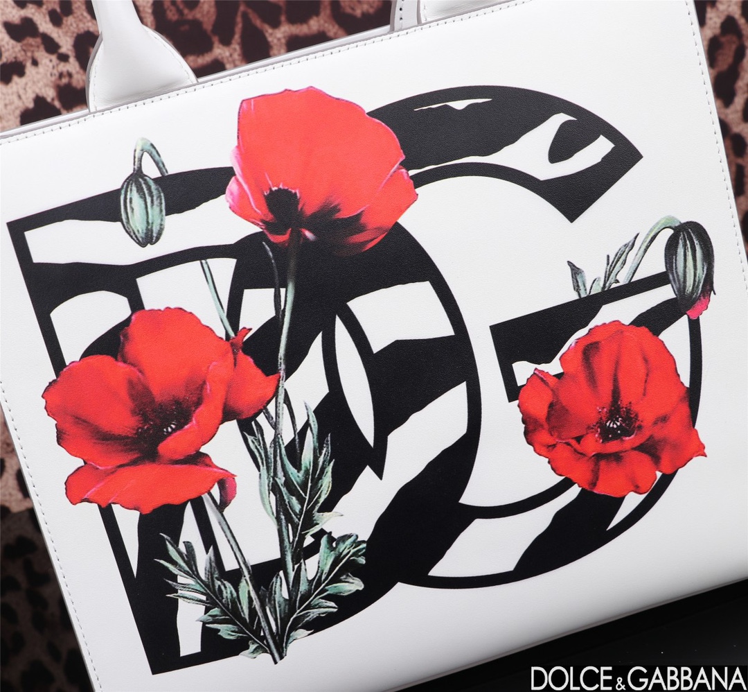 Dolce & Gabbanaドルガバ ディ ヴォー ションスーパーコピー 牛革 レザー 斜め掛けバッグ 手持ち プリント ホワイト_6