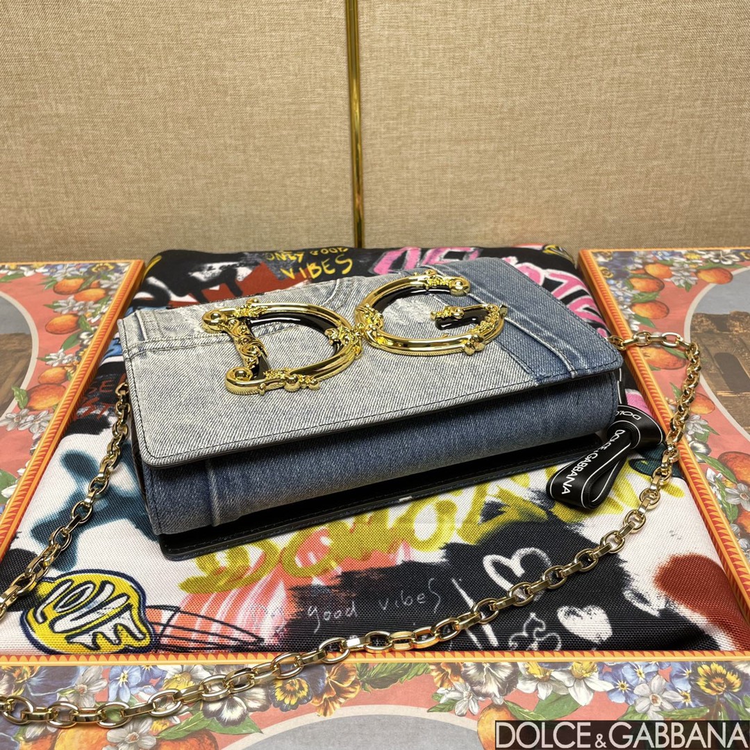 Dolce & Gabban ドルガバ デボーションコピー デニム素材 斜め掛けバッグ 1311 大人気 ブルー_3