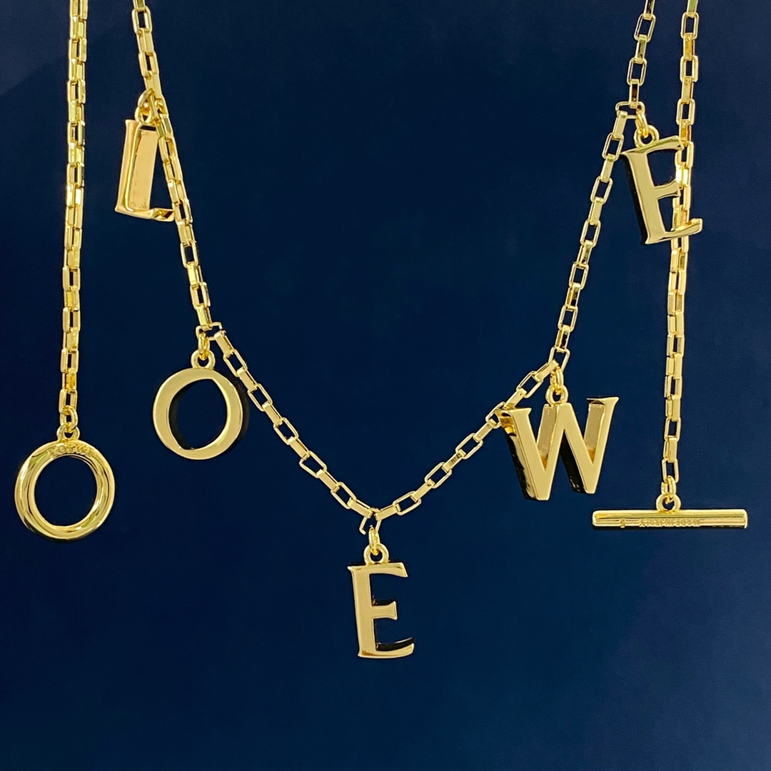 loewe ネックレススーパーコピー シンプル 爆買いで大得価の文字ネックレス ブレスレット 2点セット チェーン ゴールド_3