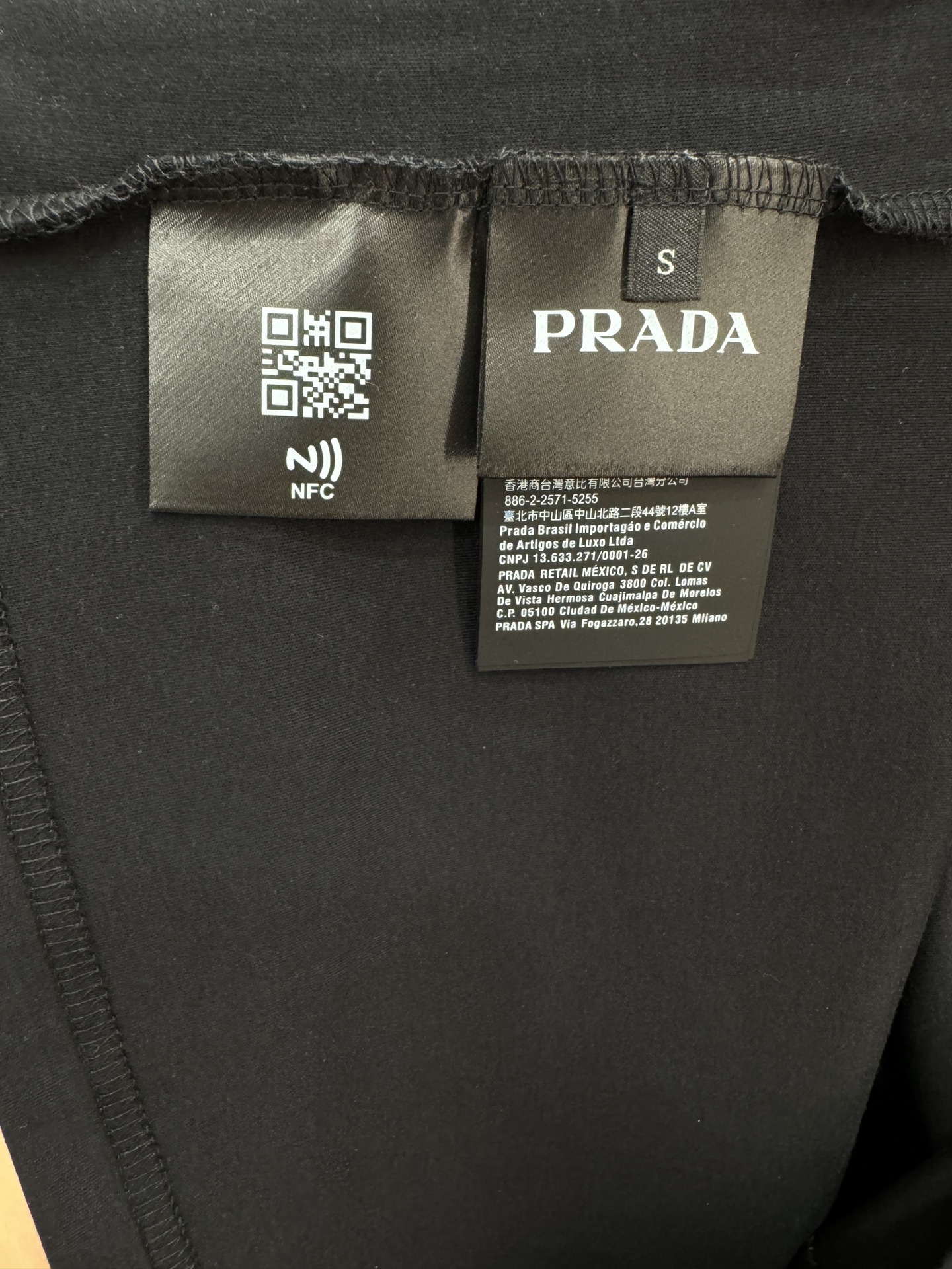 pradat シャツスーパーコピー トップス  Tシャツ 綿100％ 長袖 柔らかい シンプル ブラック_7