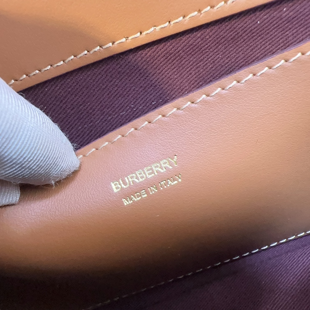 burberry バッグ レディーススーパーコピー 斜め掛けバッグ 牛革 柔らかい ショットパンツ 牛革 格子模様 ブラウン_9