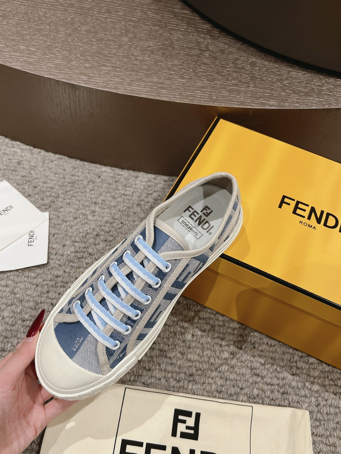 FENDI 魅力的なスタイル スニーカー ホカ偽物 軽量 カジュアルシューズ 通気性いい ブルー_6