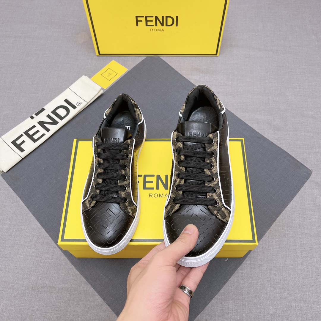 FENDI 春の新作 フェンディ シューズスーパーコピー ゴム底 カジュアル シューズ 品質保証 メンズ ブラック_4