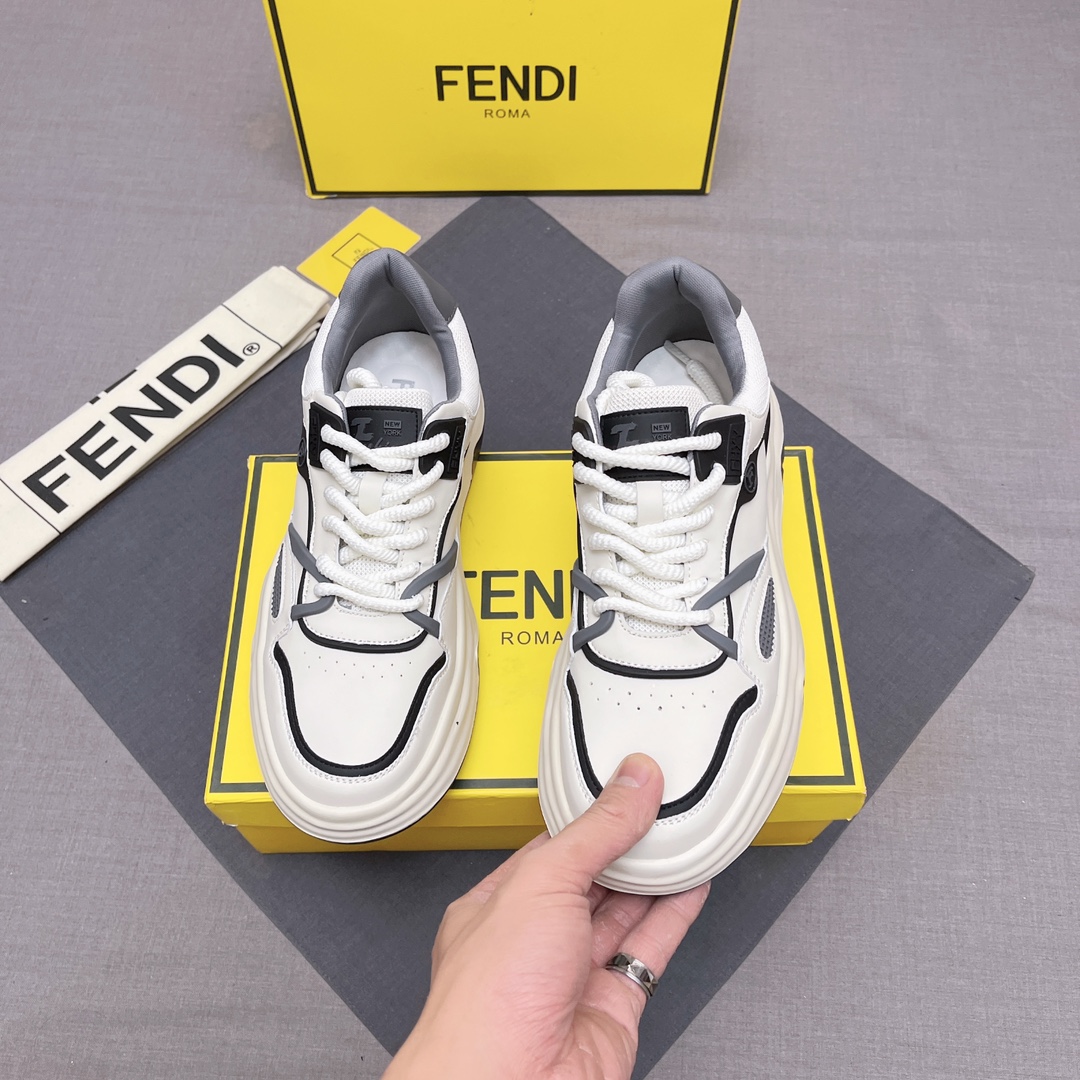 FENDI お手頃価格で フェンディ シューズ メンズ偽物 軽量 スニーカー カジュアル シューズ 品質保証 ホワイト_4