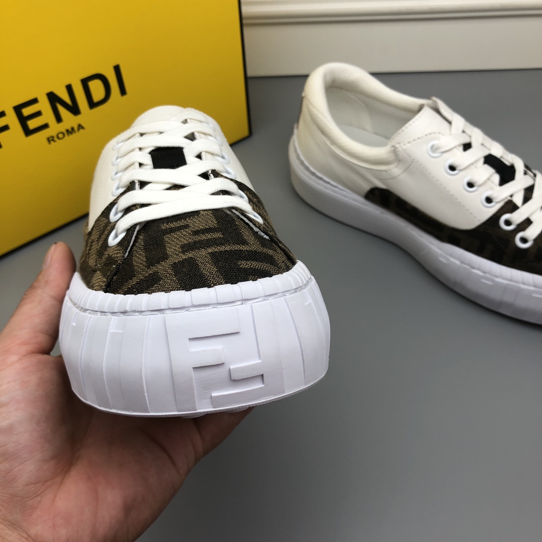 FENDI メンズ フェンディ 靴スーパーコピー 軽量 スニーカー カジュアル シューズ 品質保証 花柄 シンプル ブラック_6