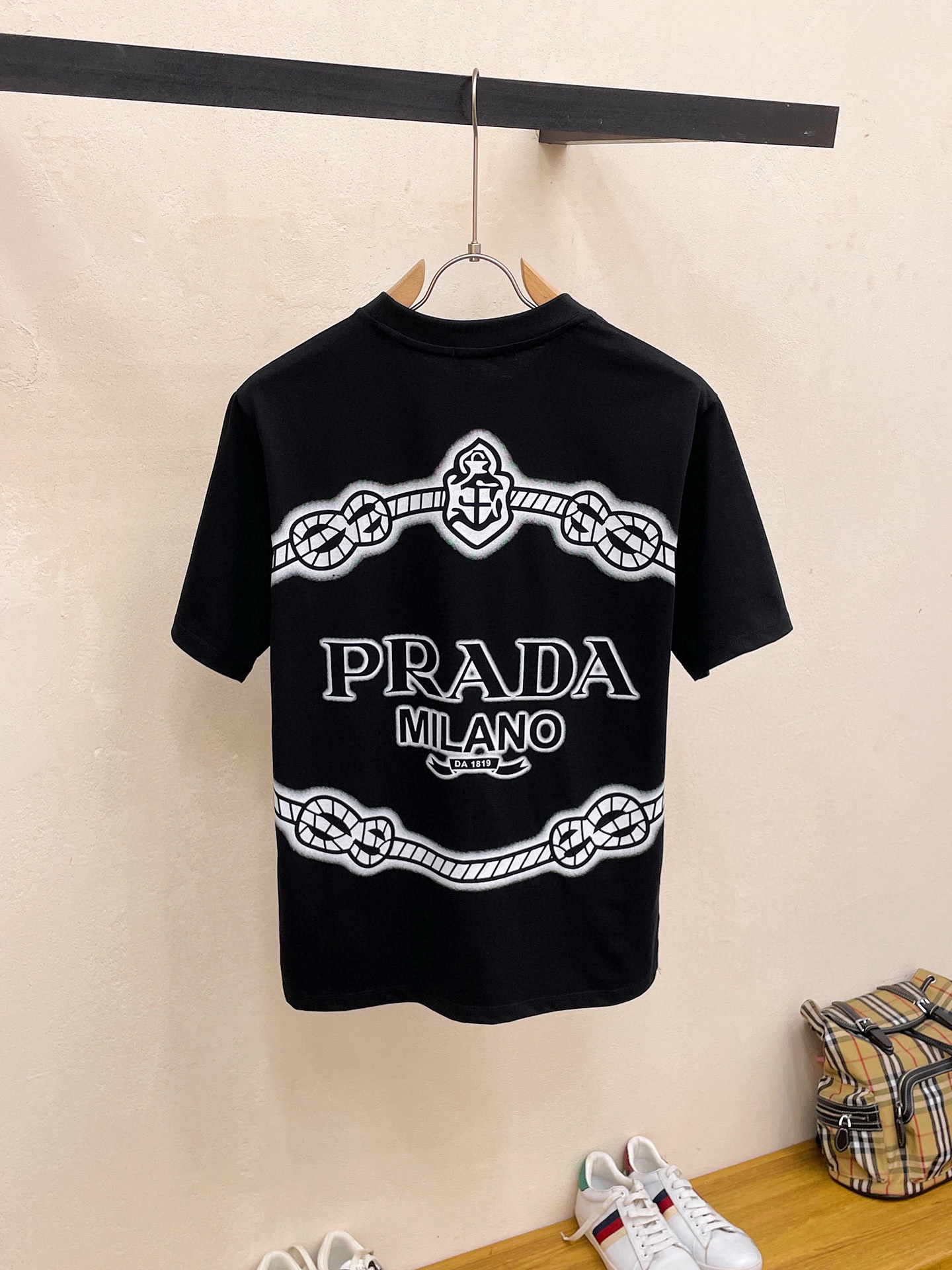 人気新作アイテム prada 3 パック t シャツコピー プリント 半袖 柔らかい トップス 純綿 ブラック_2