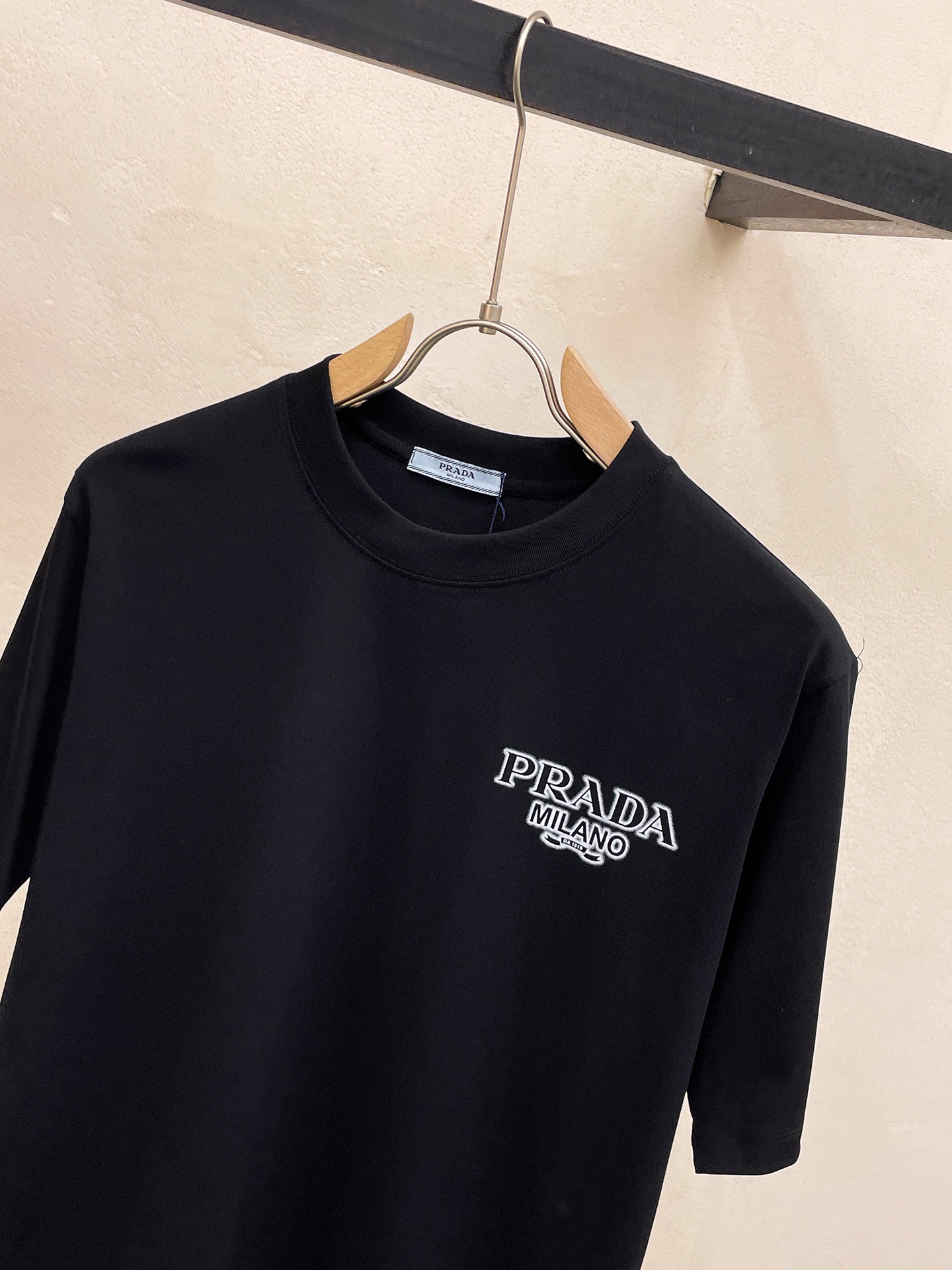 人気新作アイテム prada 3 パック t シャツコピー プリント 半袖 柔らかい トップス 純綿 ブラック_3