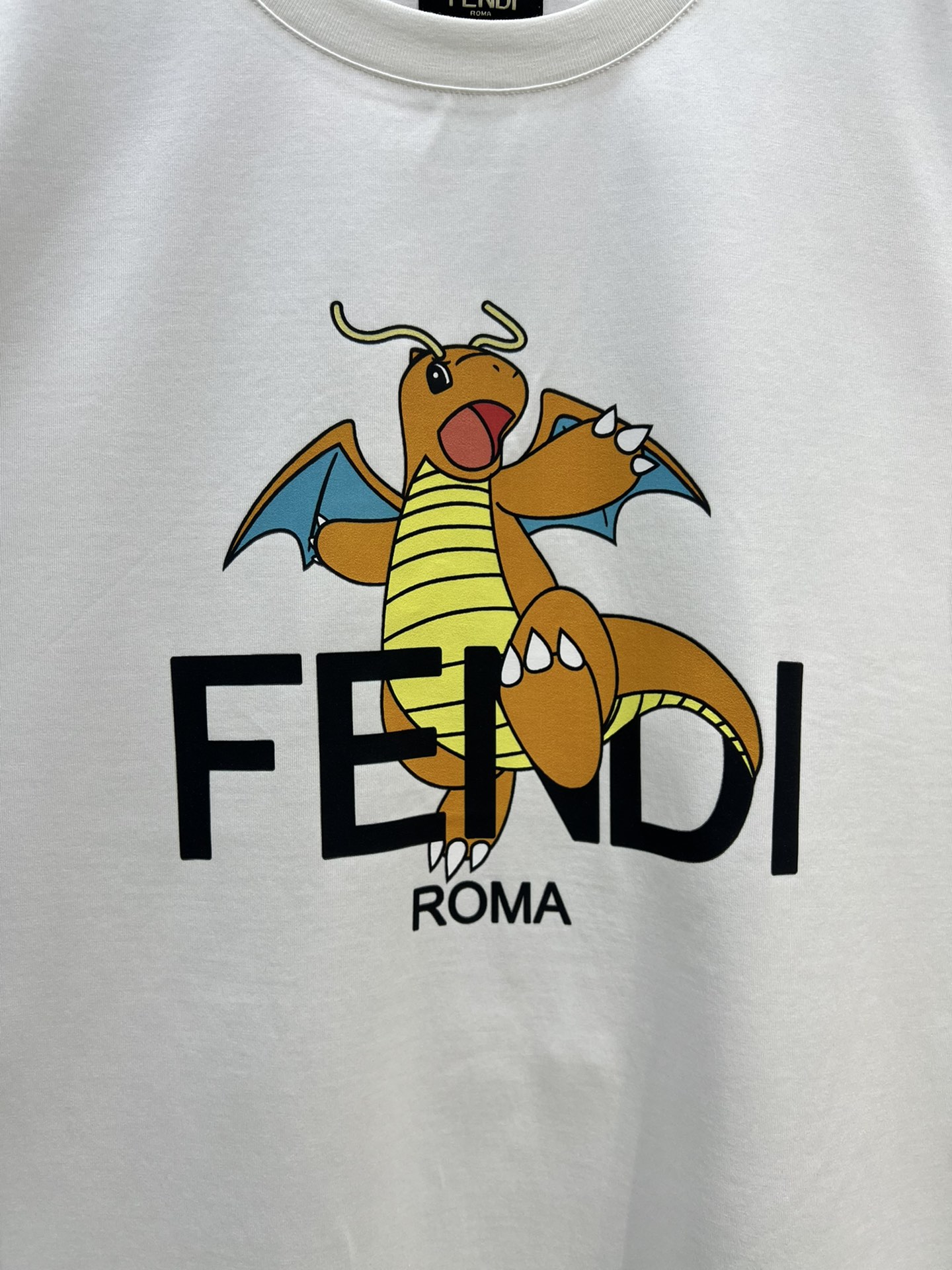 fendi ティー シャツコピー Tシャツ 半袖 トップス ゆったり 夏服 純綿 刺繍 プリント 男女兼用  ホワイト_4