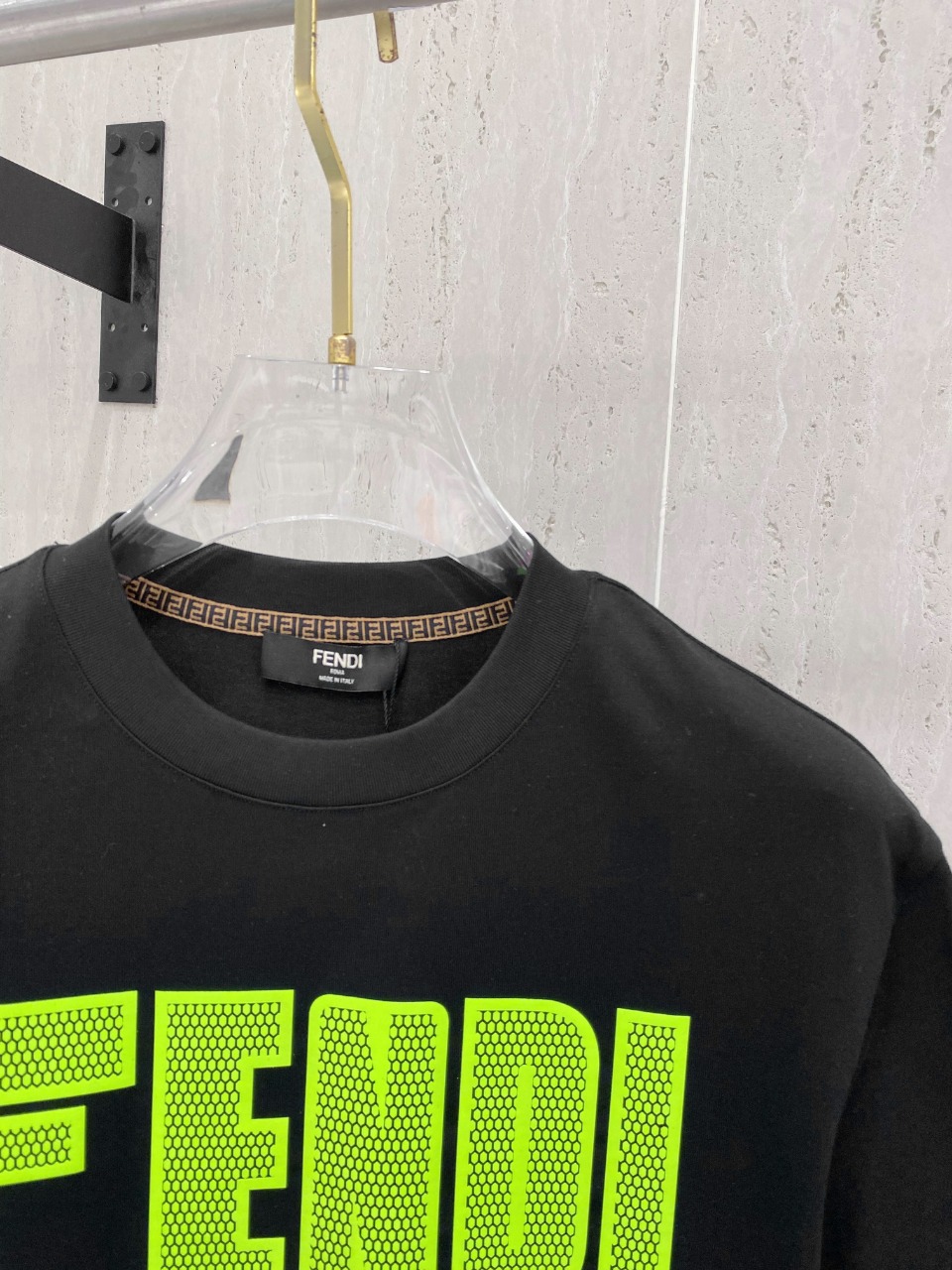 春夏新品 fendi t シャツ キッズ偽物 半袖 トップス 純綿 ロゴプリント ファッション 男女兼用 大人気 ブラック_4