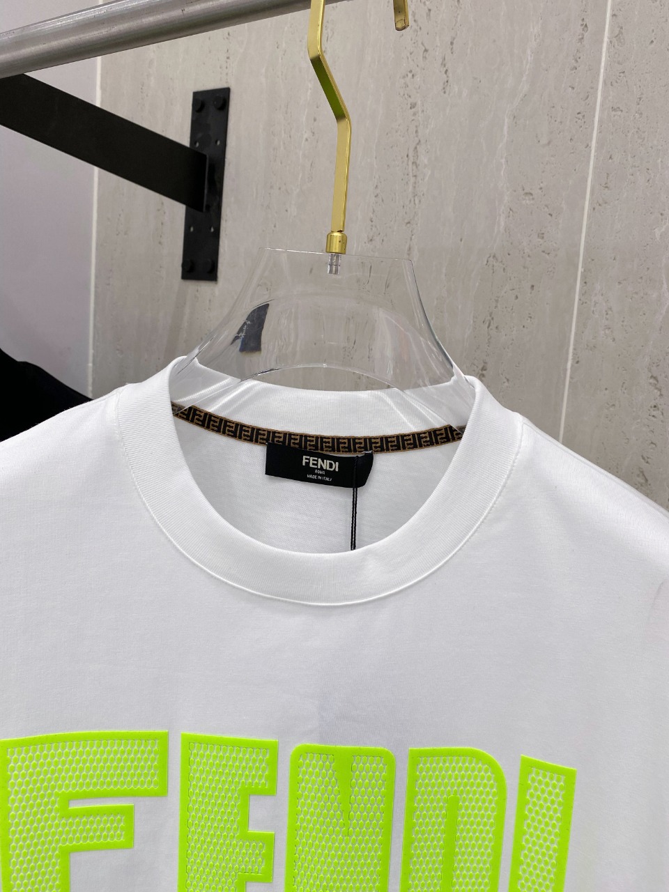 春夏新品 fendi t シャツ クマコピー 半袖 トップス 純綿 ロゴプリント ファッション 男女兼用 大人気 ホワイト_5