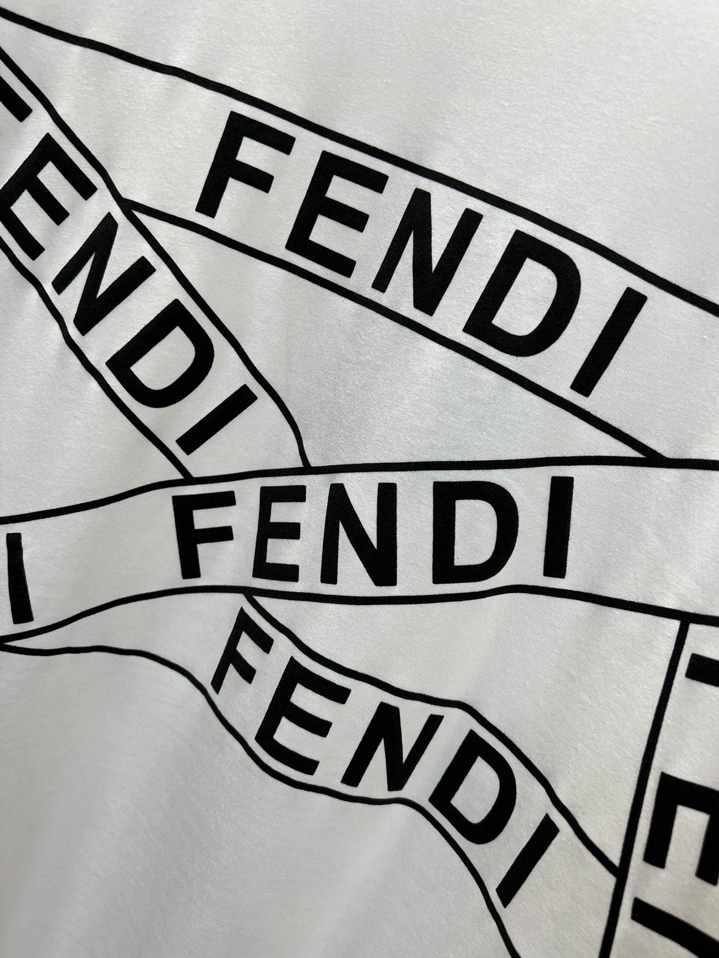 fendi t シャツ モンスタースーパーコピー 半袖 トップス 純綿 ロゴプリント ファッション ホワイト_4