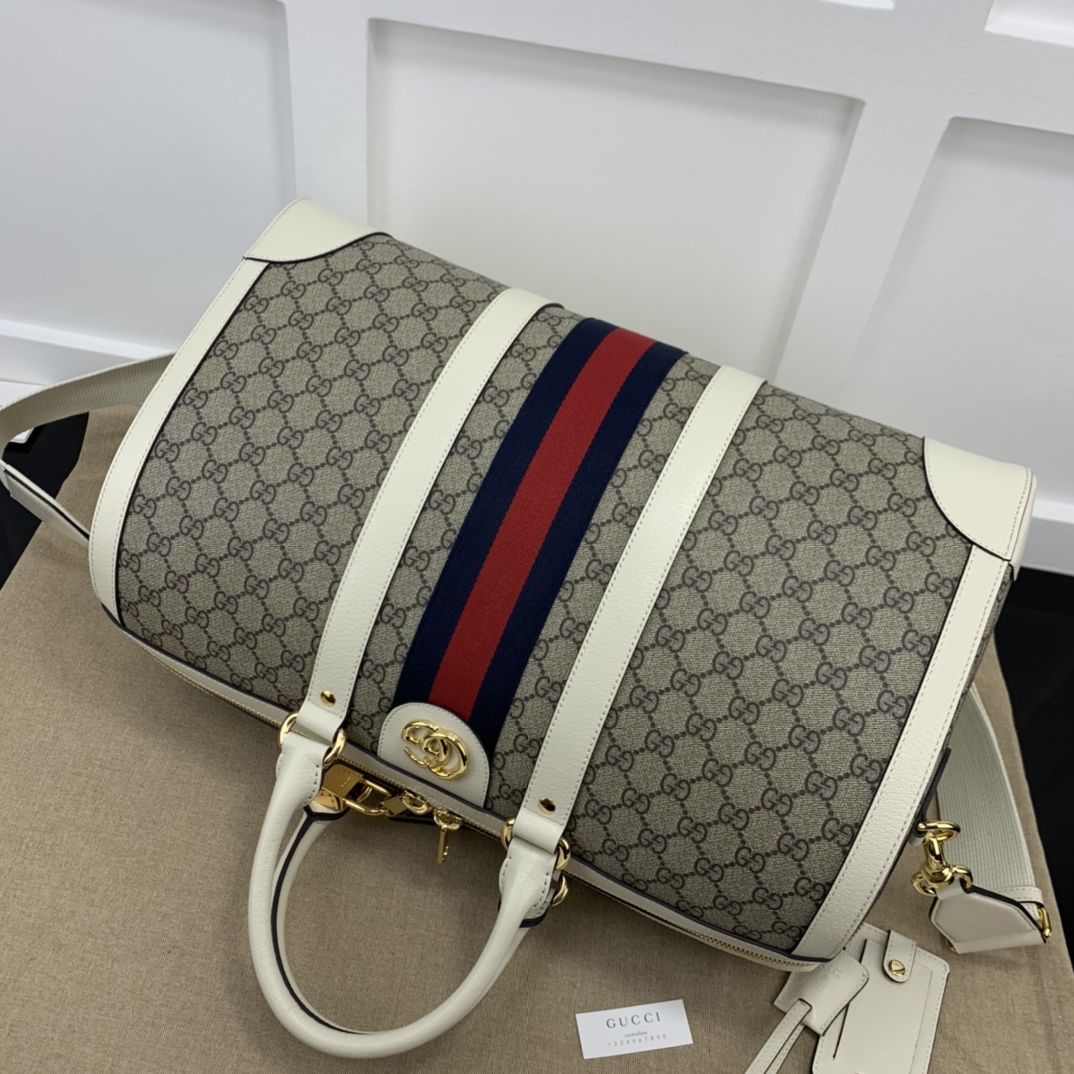 魅力的なスタイル gucci ショルダー バッグ激安通販 レザー 型番681295 旅行 大容量 花柄 グレイ_3