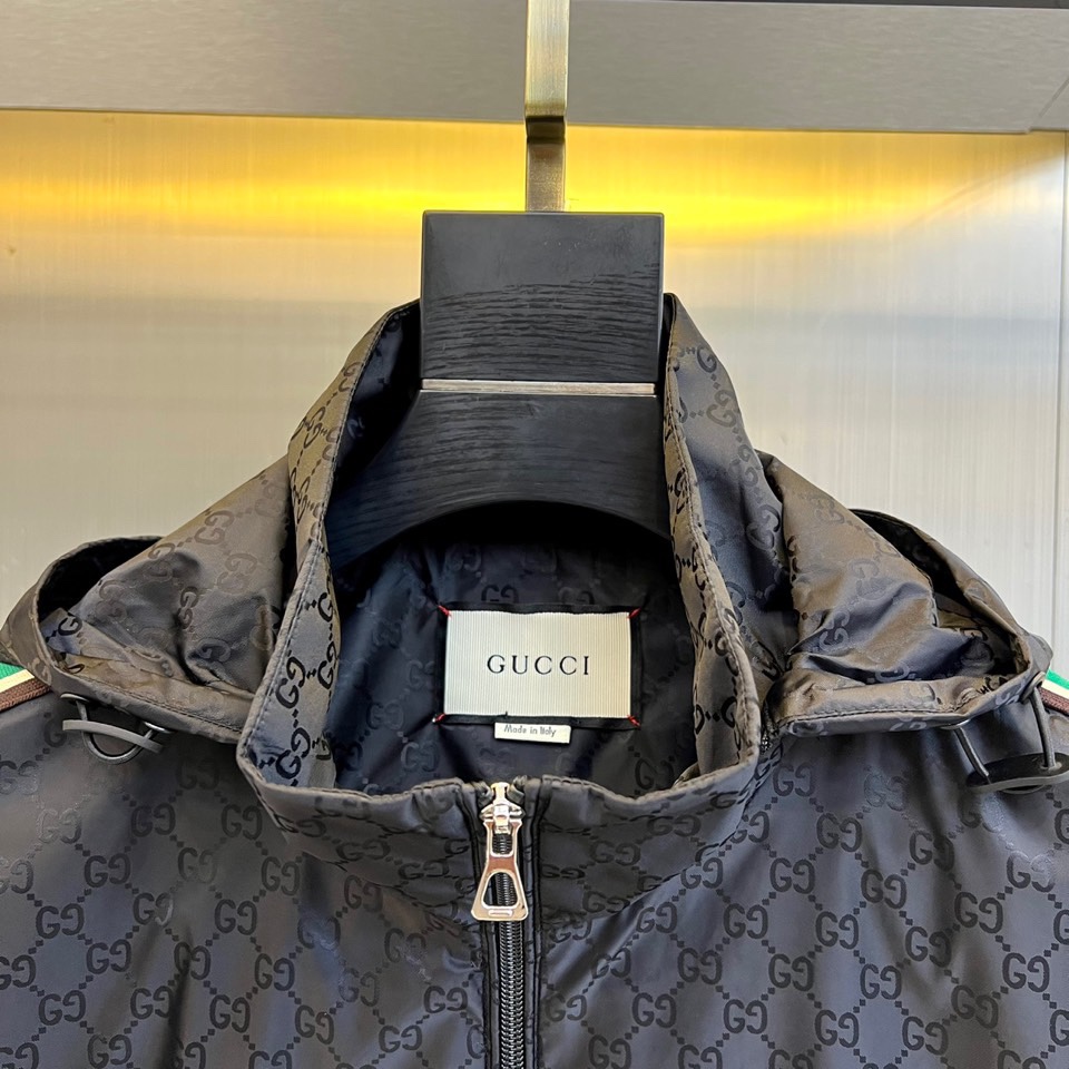 最新到着‼ gucci アウターコピー 花柄 トップス ジャケット 運動 ランニング ブラック_3