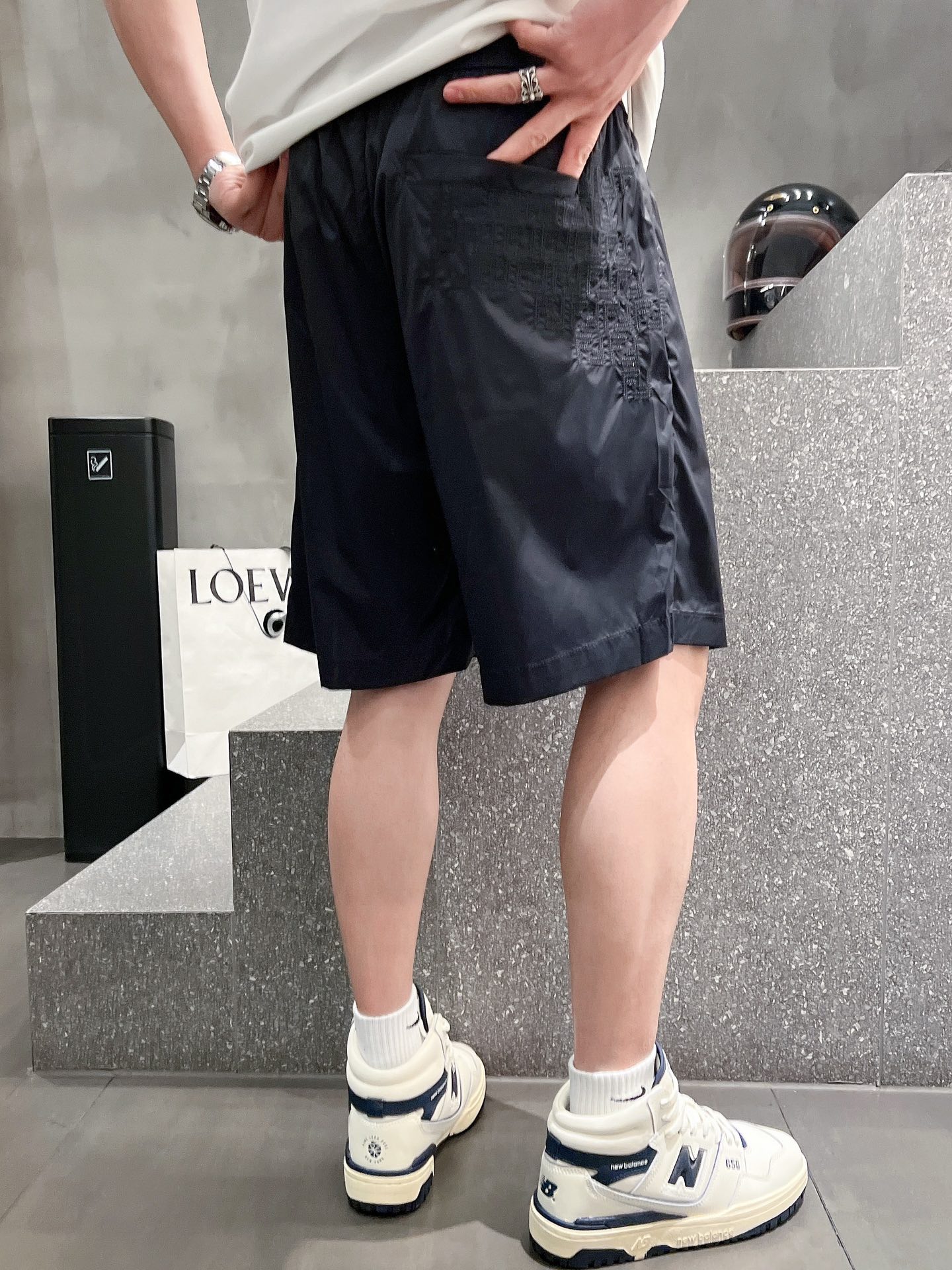 お手頃価格でフェンディ パンツ メンズスーパーコピー ショットパンツ カジュアル 純綿 男女兼用 ブラック_9