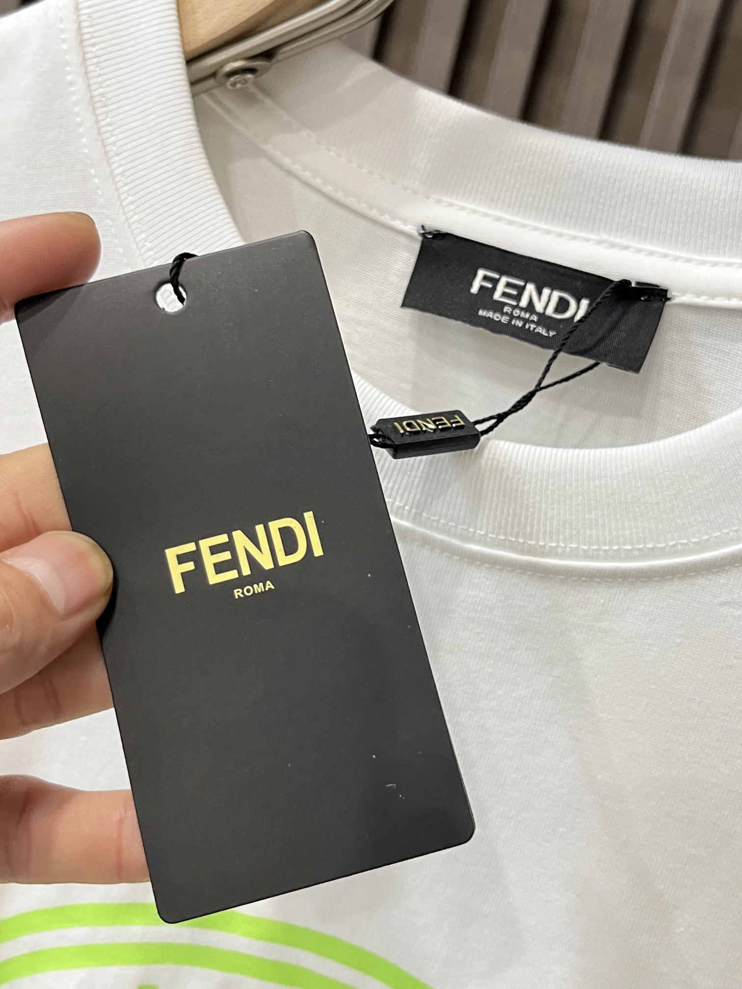 fendi fila コラボ t シャツスーパーコピー 純綿 トップス 短袖 ロゴプリント ファッション感 ホワイト_3