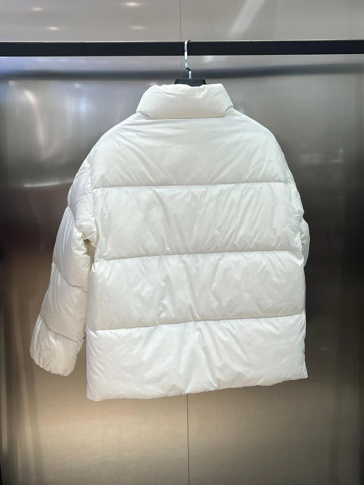 モンクレール ラメ ダウンコピー もこもこ アウターMoncler x Palm Angelsコラボ ジャケット トップス ホワイト_4