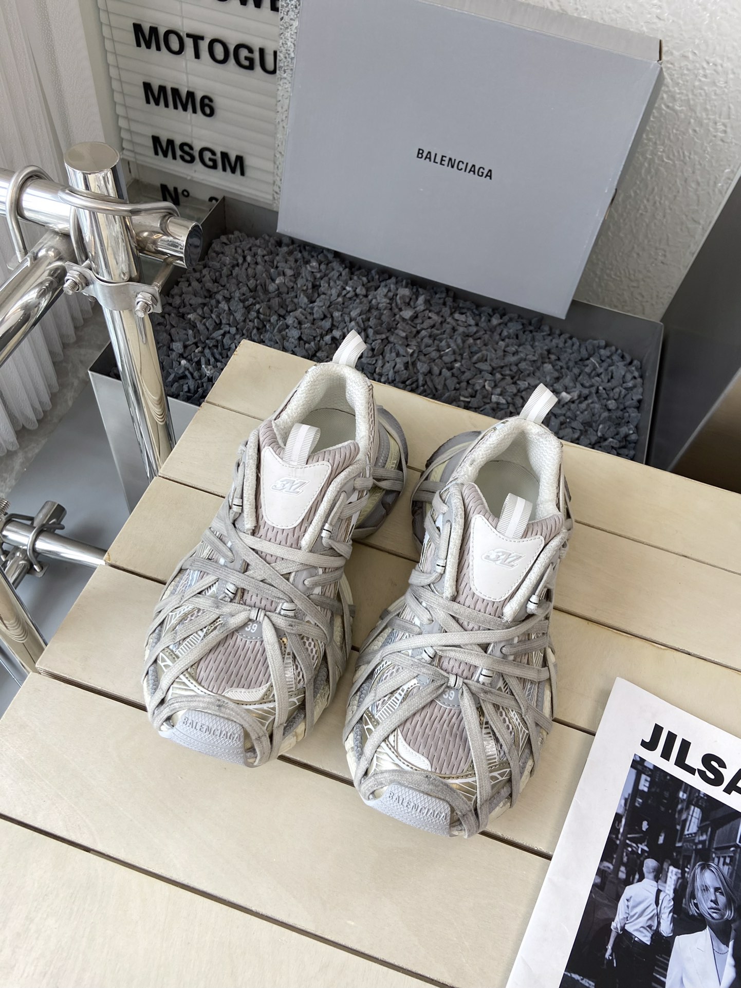 balenciaga メンズ スニーカースーパーコピー 軽量 カジュアル シューズ 網表面 カップル ゴム底 グレイ_1