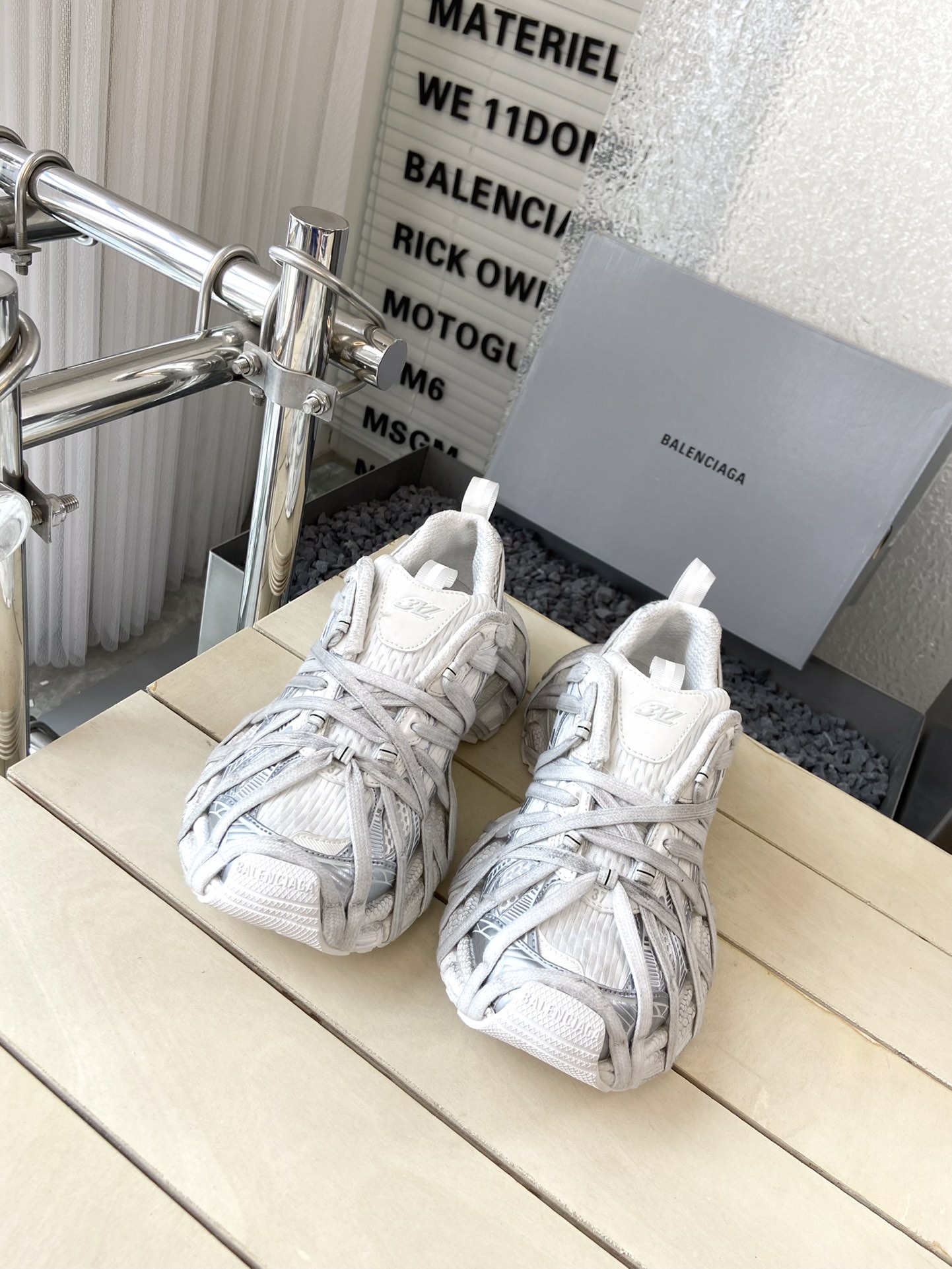 balenciaga レディース スニーカー偽物 軽量 カジュアル シューズ びっくりした価格 網表面 カップル ホワイト_5