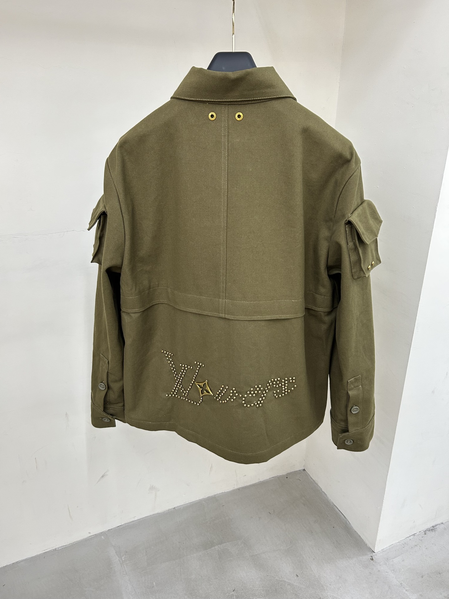 ルイヴィトン ジャケットメンズ偽物 トップス 軍服ようなアウター カジュアル ポケット付き グリーン_6