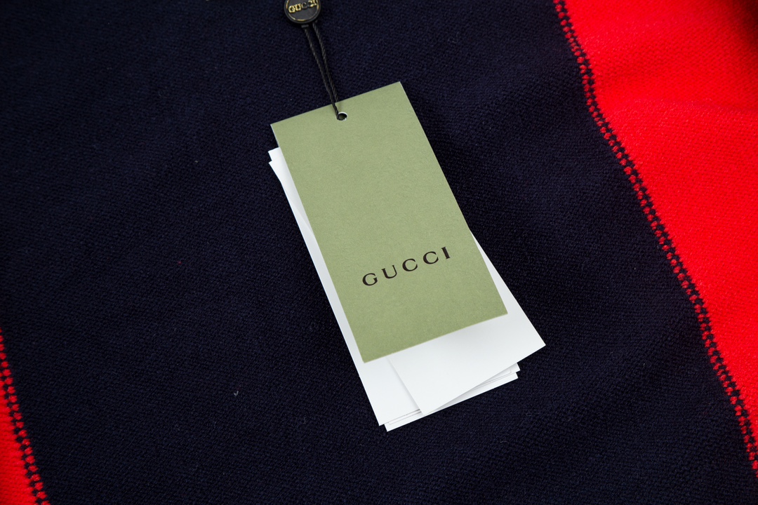 今季のおすすめ バレンシアガ gucci アウター偽物 トップス ジャケット アウター ハイネック レッド_4