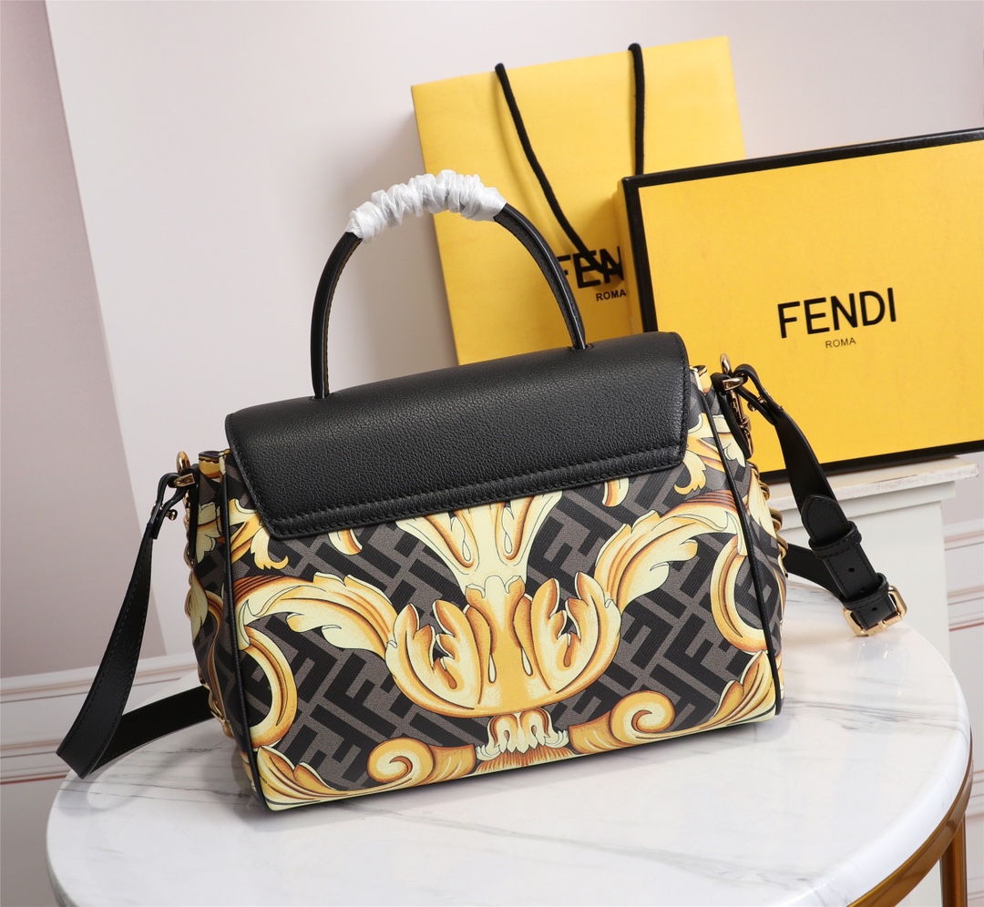 フェンディ バッグ コーデ偽物 上質 斜め掛けバッグ 柔軟 Versace*Fendiコラボ チェーン 実用 ブラック_3