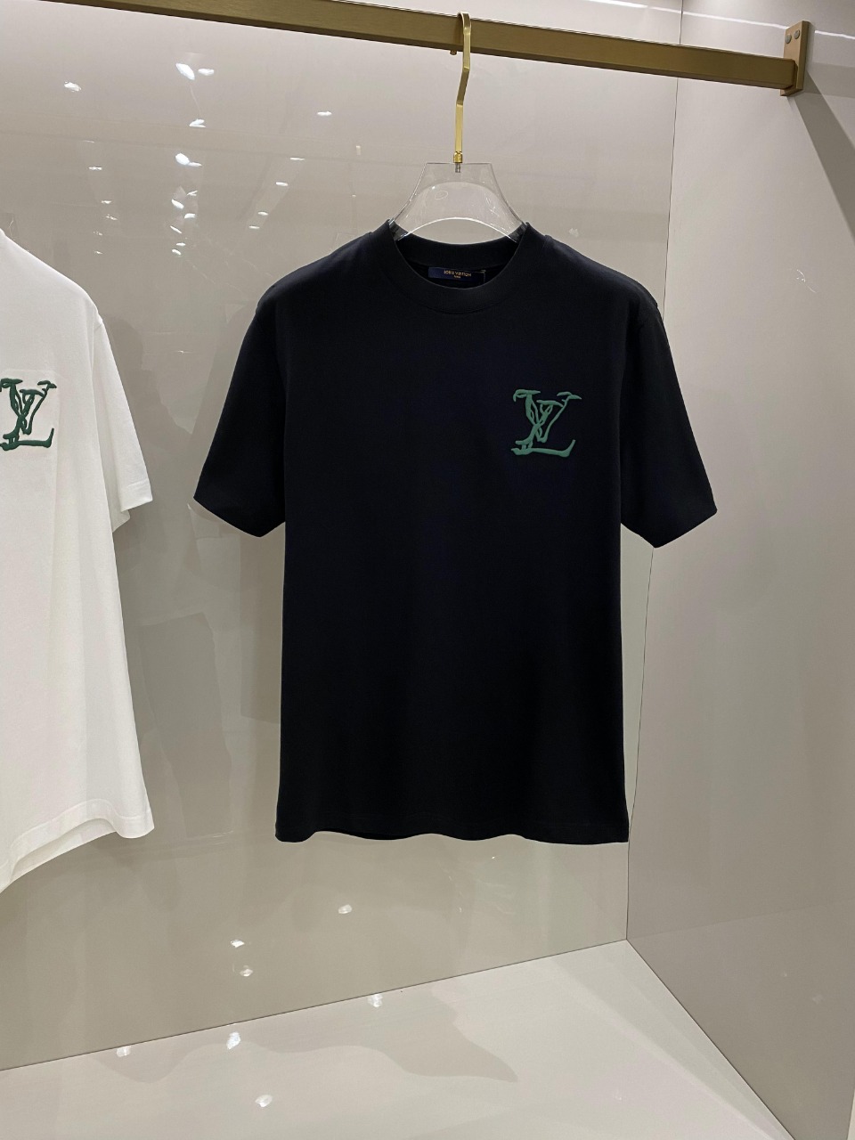 心地よい着用感 レディース ルイヴィトンtシャツＮ級品 ロゴプリント 純綿 半袖 シンプル まるくび ブラック_1