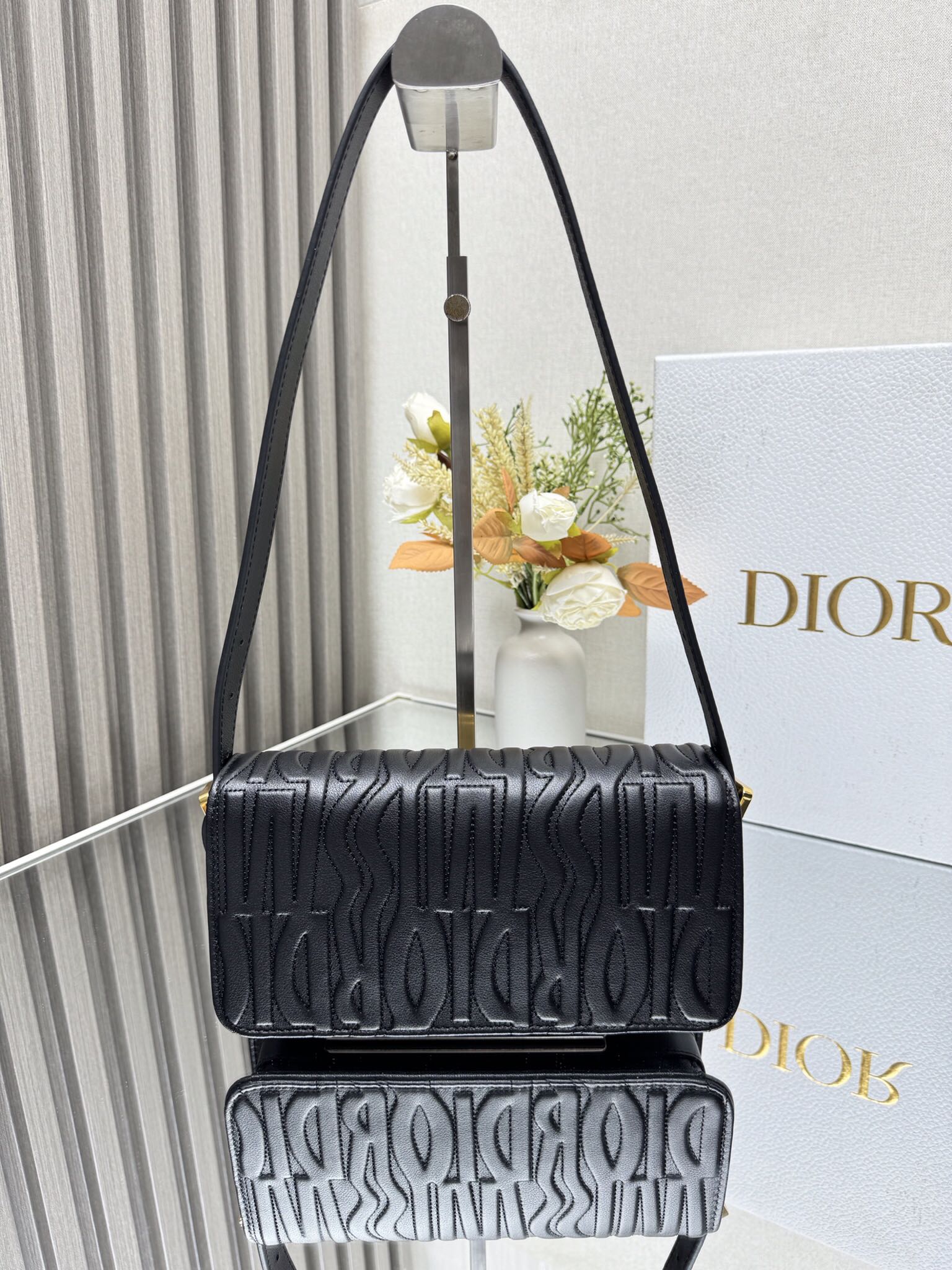 今季のおすすめ dior ショルダー バッグ激安通販 肩掛けバッグ 収納便利 レディース シンプル 調整可 8811 ブラック_5