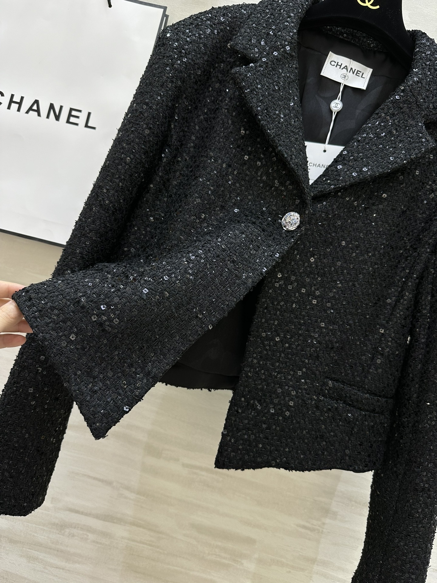 chanel ジャケット レディーススーパーコピー アウター トップス 暖かい 上質 シンプル ブラック_4