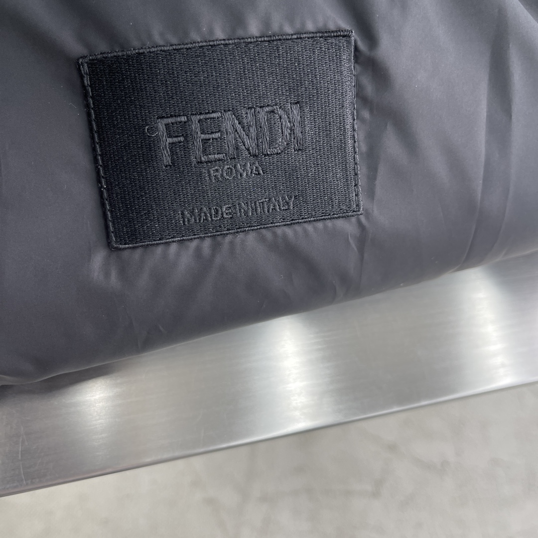 fendi モンスター ジャケット激安通販 両面兼用 アウター 柔らかい トップス 暖かい 厚い ブラック_3