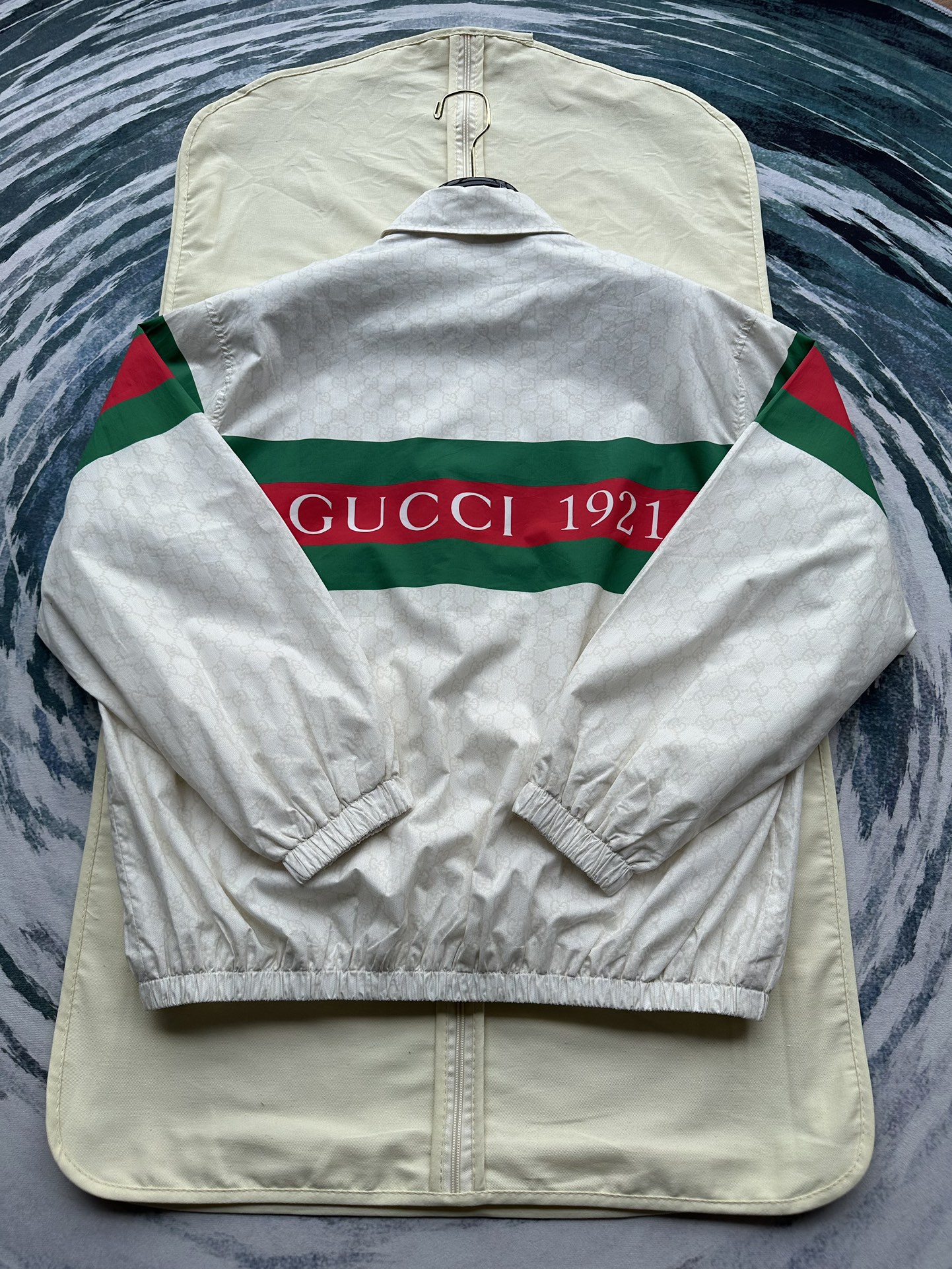 メンズ gucci アウターＮ級品 運動 軽量 トップス ジャケット ゆったり ナイロン ホワイト_2