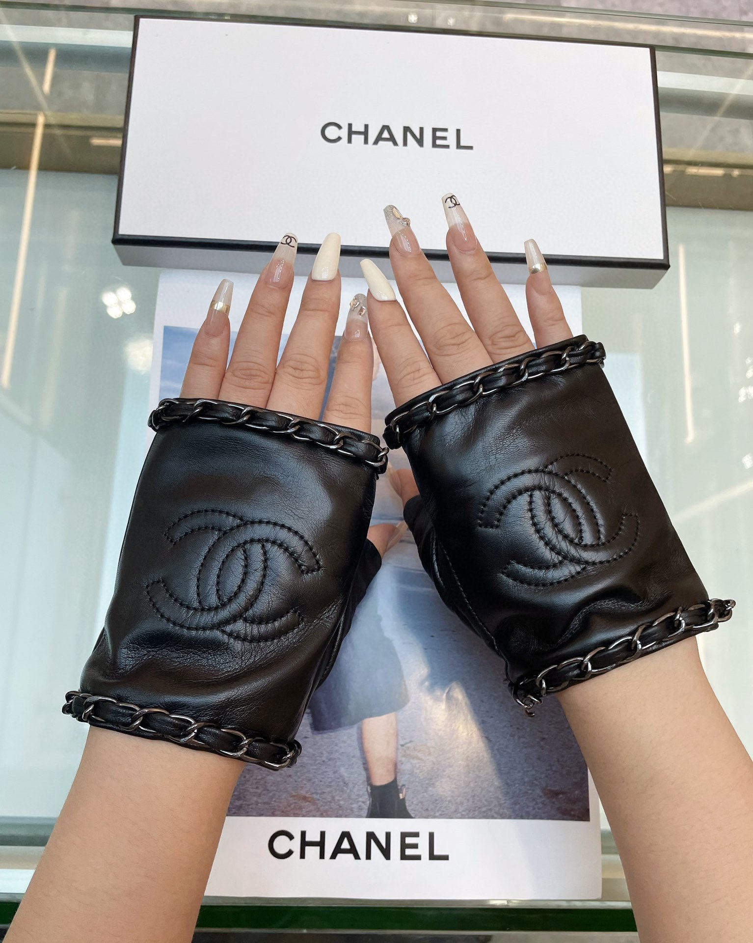 chanel 手袋コピー 本革 柔らかい ハーフ指 ウール 暖かい 優雅 レディース シンプル ブラック_8