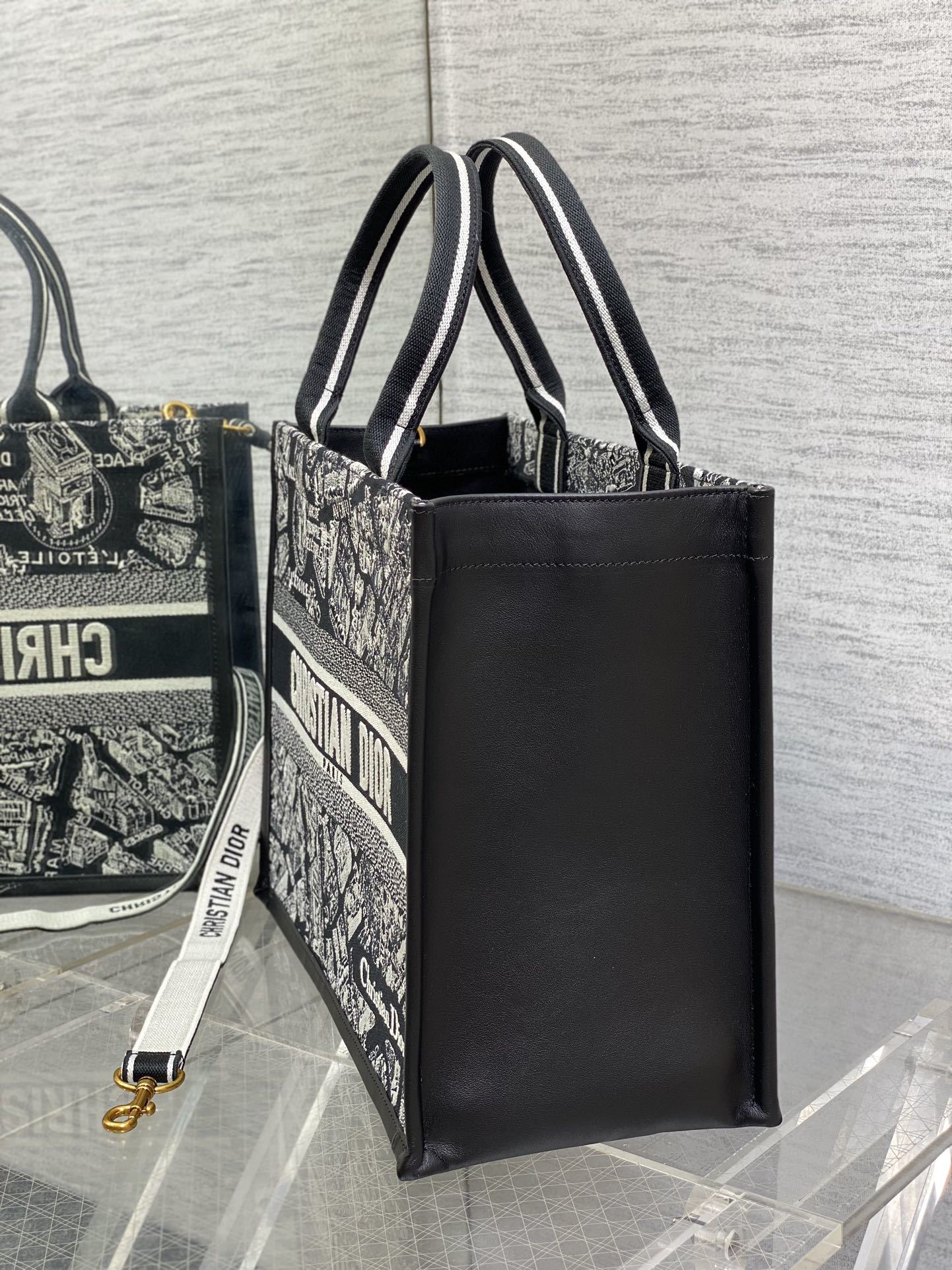 人気販売 dior バッグコピー トート ハンドバッグ プリント 大容量 ママバッグ 動物刺繍 ブラック_6