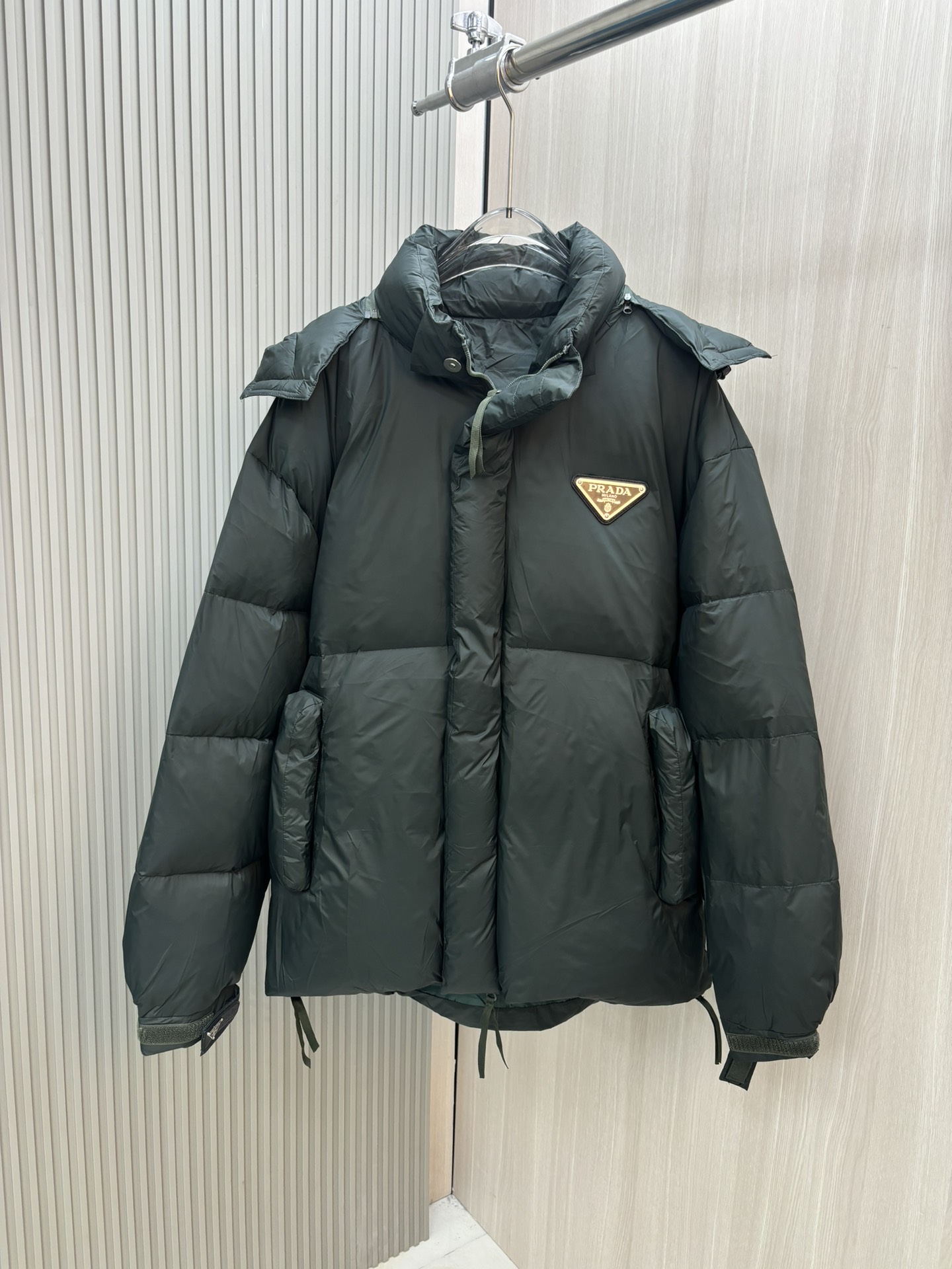 prada sport ダウン激安通販 暖かい 保温 ジャケット アウター トップス 厚い グリーン_7