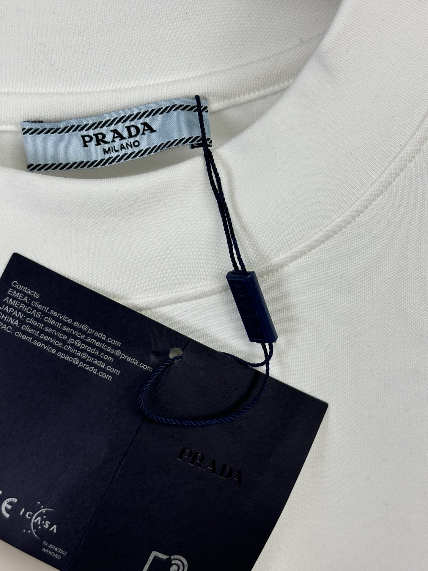 prada ティー シャツ激安通販 トップス 快適 長袖 純綿 シンプル 秋服 品質保証 ホワイト_2