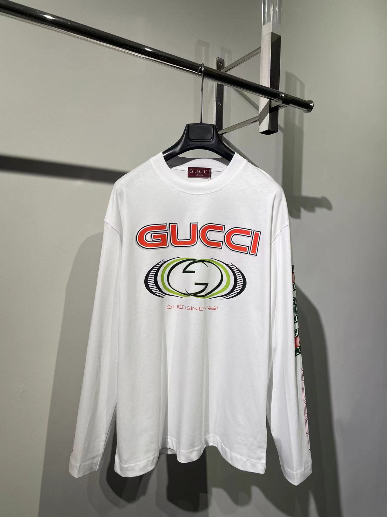 セール開催中 gucci t シャツ スパンコールスーパーコピー 純綿 トップス 長袖 プリント 男女兼用 ホワイト_1