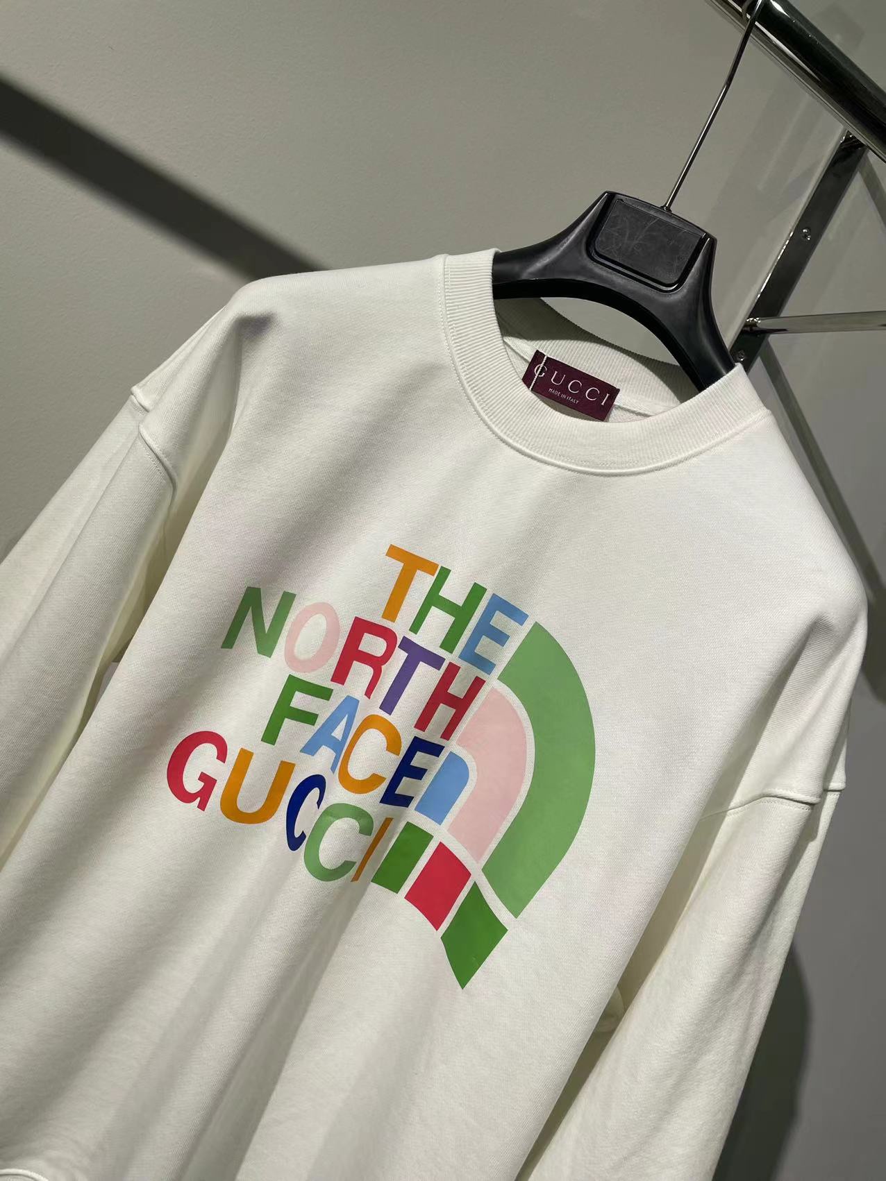 グッチパーカー青スーパーコピー トップス 純綿 TheNorthFace*Gucciコラボ  プリント 男女兼用 ホワイト_3