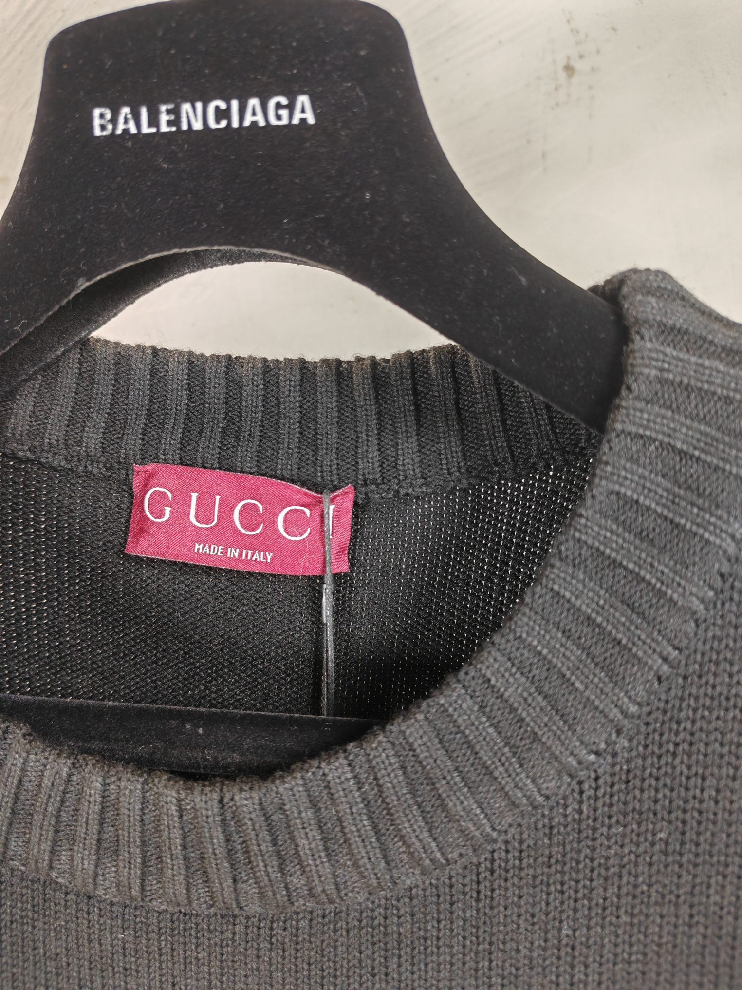 gucci セータースーパーコピー ニット素材 柔らかい シンプル 縞模様 高品質 ファッション 2色可選_4