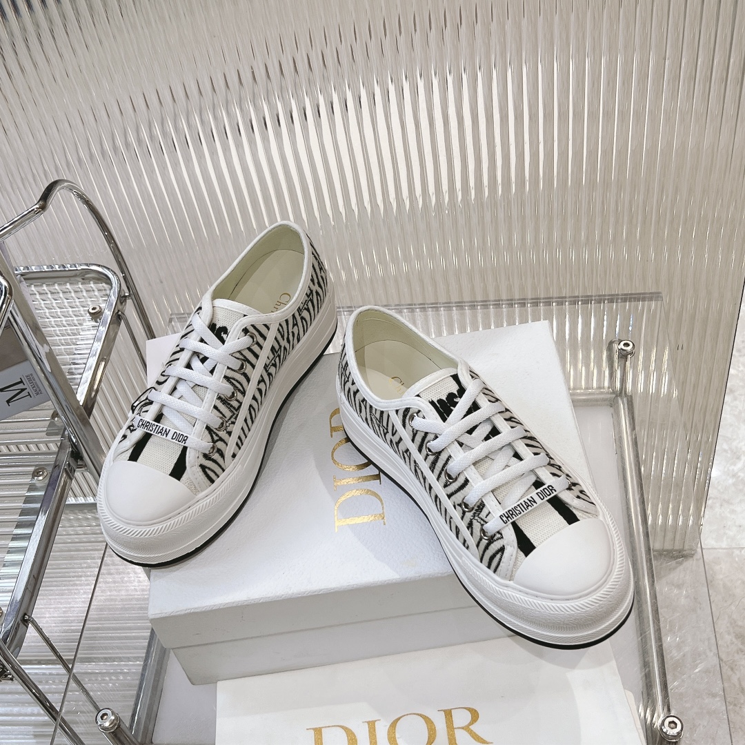 期間限定品 dior スニーカー メンズコピー シューズ 日常 カンバス あるきやすい 痛くない シンプル ホワイト_2