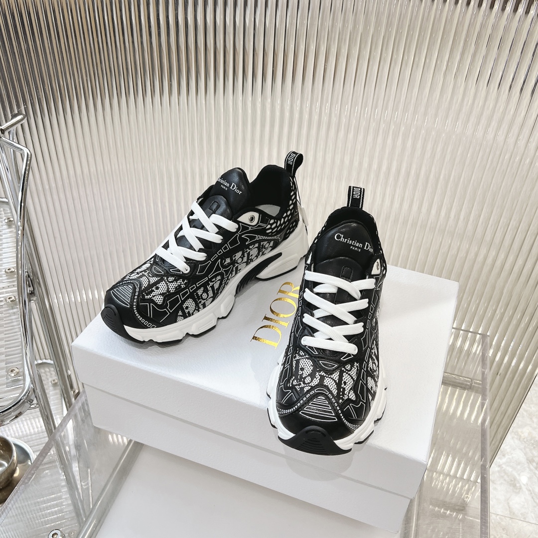 dior id スニーカースーパーコピー シューズ 日常 ランニング 運動 歩きやすい 柔軟 通気性いい ブラック_1