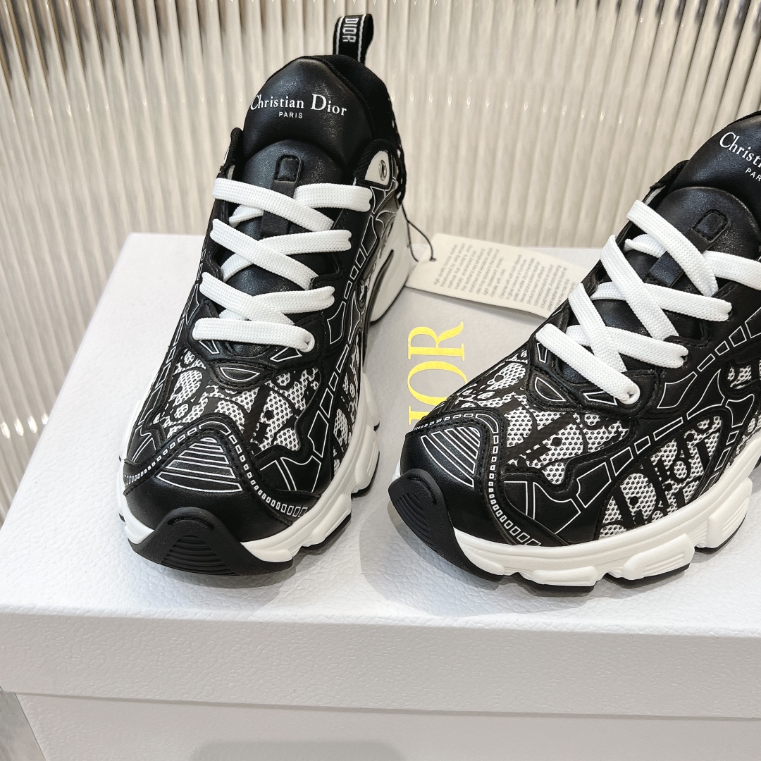 dior id スニーカースーパーコピー シューズ 日常 ランニング 運動 歩きやすい 柔軟 通気性いい ブラック_3