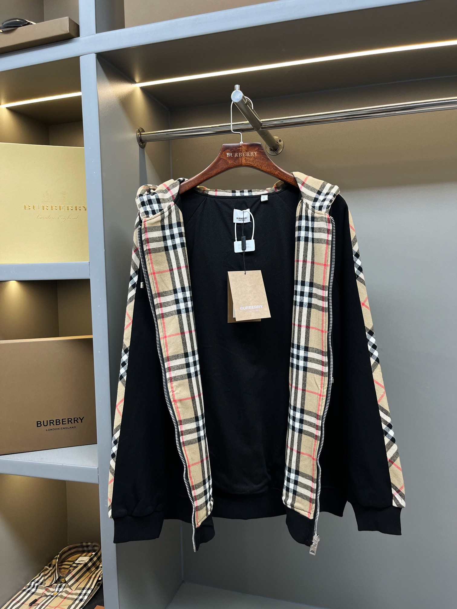 burberry ジャンパー激安通販 トップス ジャケット 厚い 柔軟 暖かい 運動服 ブラック_7