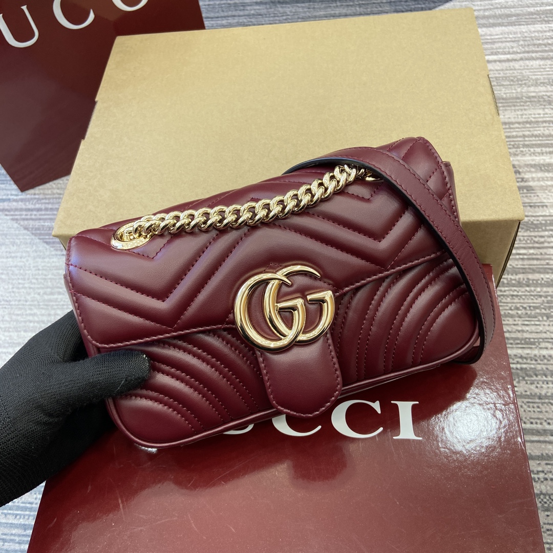 新作 gucci リュックスーパーコピー 優雅 斜め掛けバッグ ハイドバッグ レザー 牛革 シンプル 446744 レッド_5