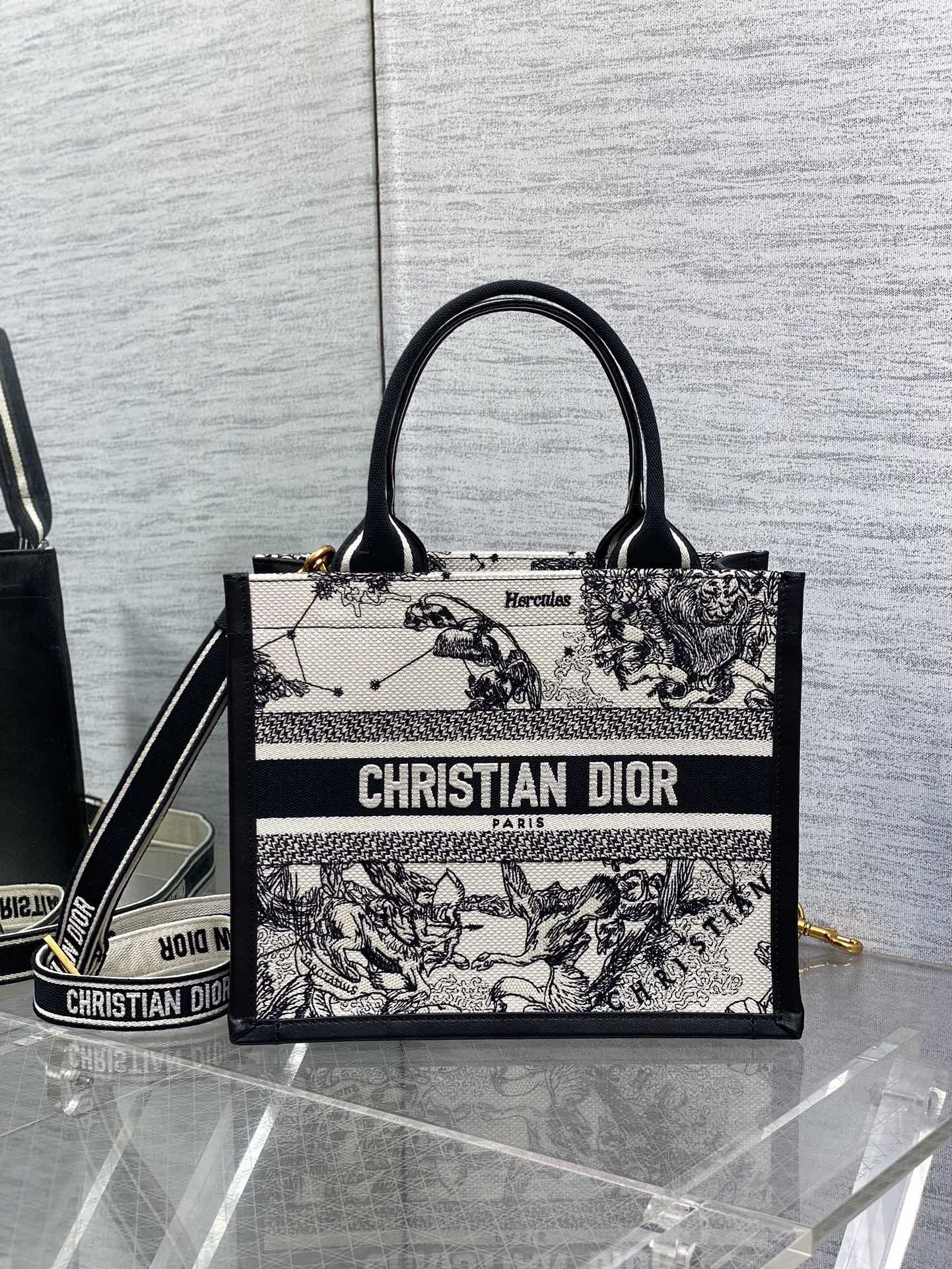 dior サドル バッグ偽物 ハンドバッグ プリント トートバッグ 動物刺繡 斜め掛けバッグ ブラック_1